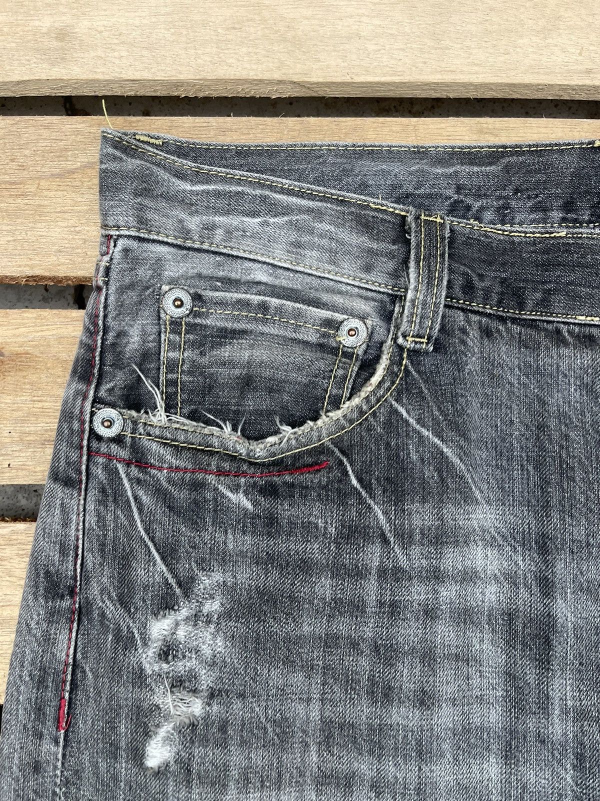 If Six Was Nine Y2K Distressed Faded Angel Wings Embroidered Jeans Flare Size US 36 / EU 52 - 6 Thumbnail