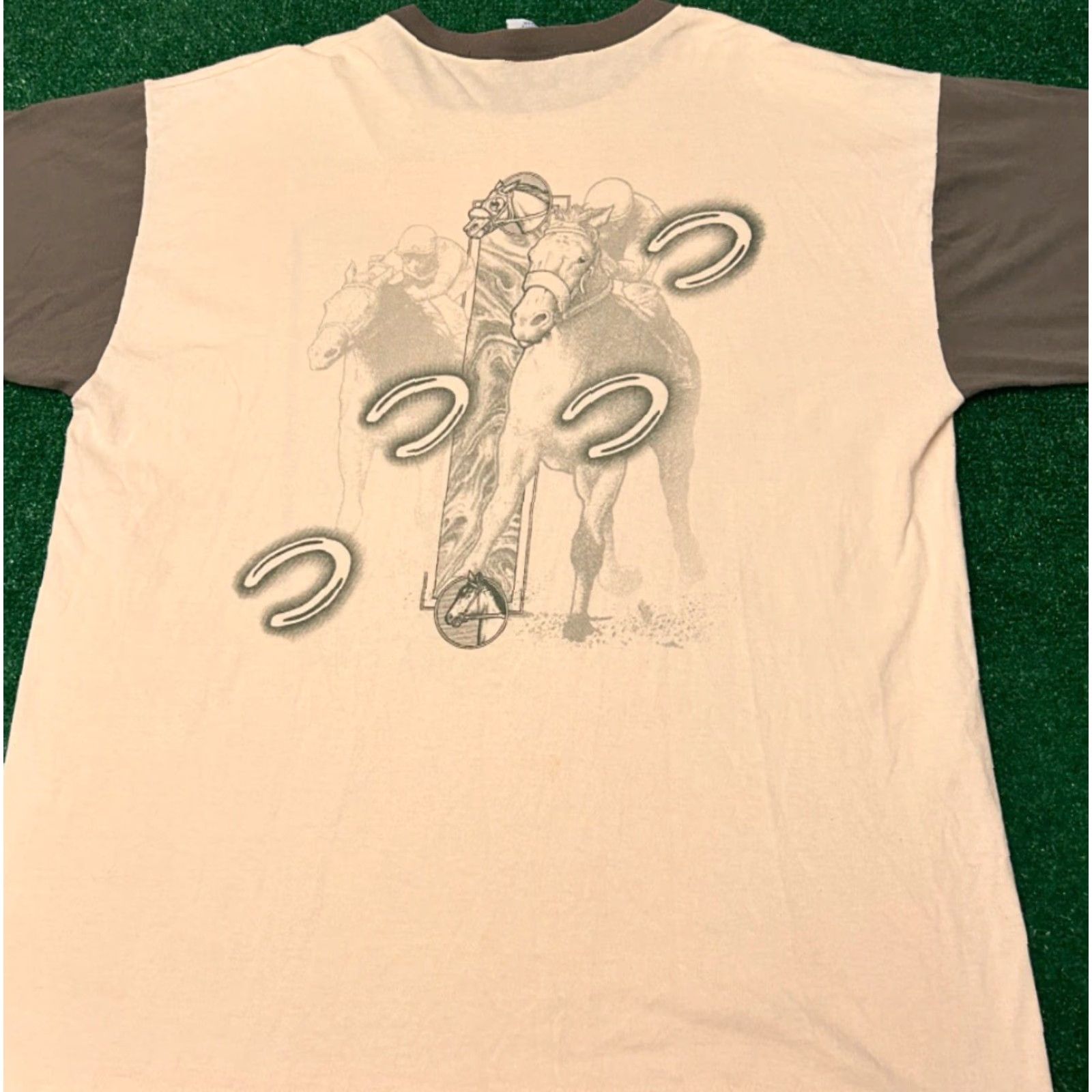 Vintage VINTAGE Kentucky Derby Horses VTG Shirt Mens XL 1990s Horse Racing Beige Short Sleeve T-Shirt Size US XL / EU 56 / 4 - 2 Thumbnail