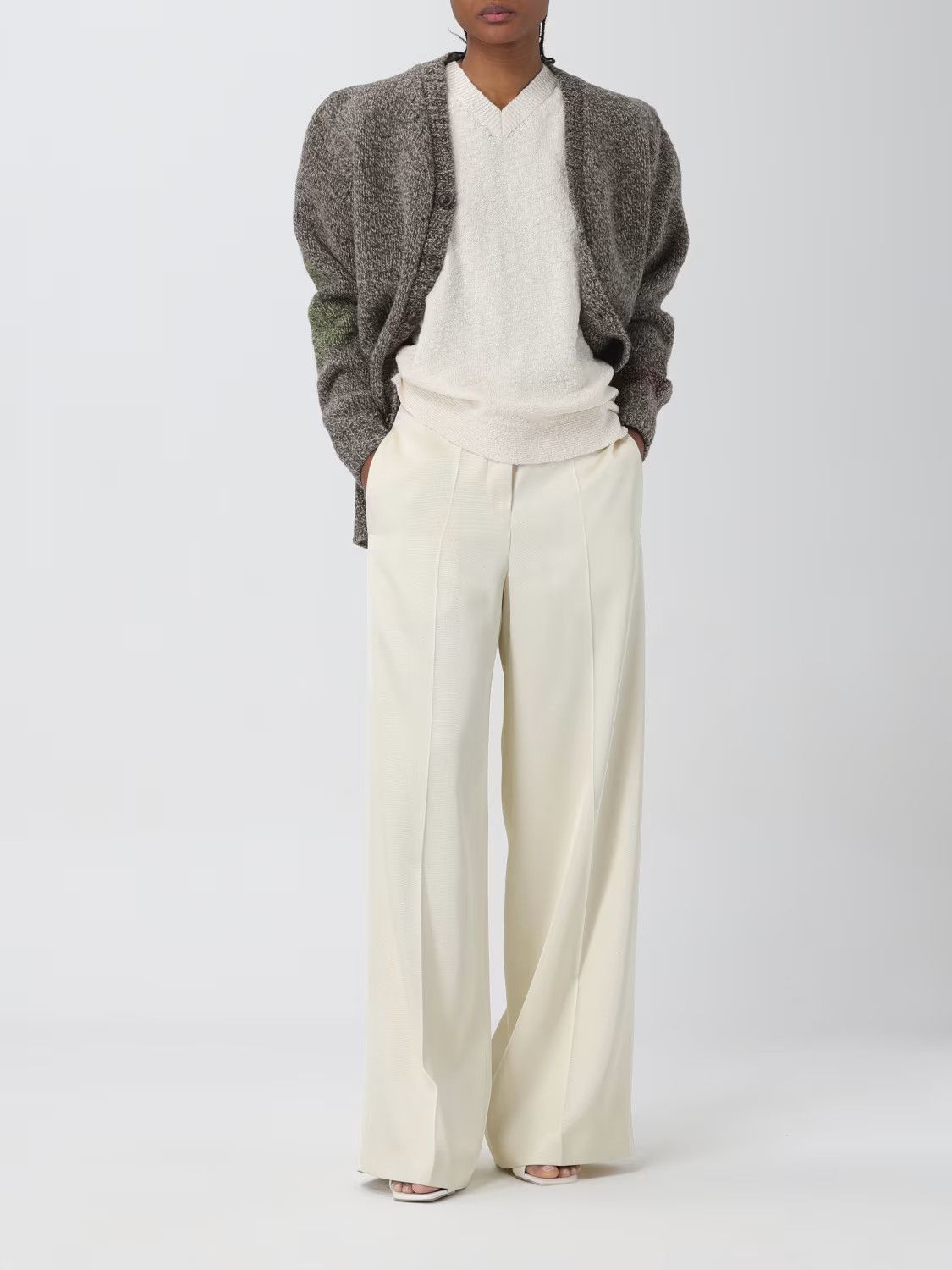 Maison Margiela o1w1db11225 V-neck Sweater in White Size M / US 6-8 / IT 42-44 - 2 Thumbnail