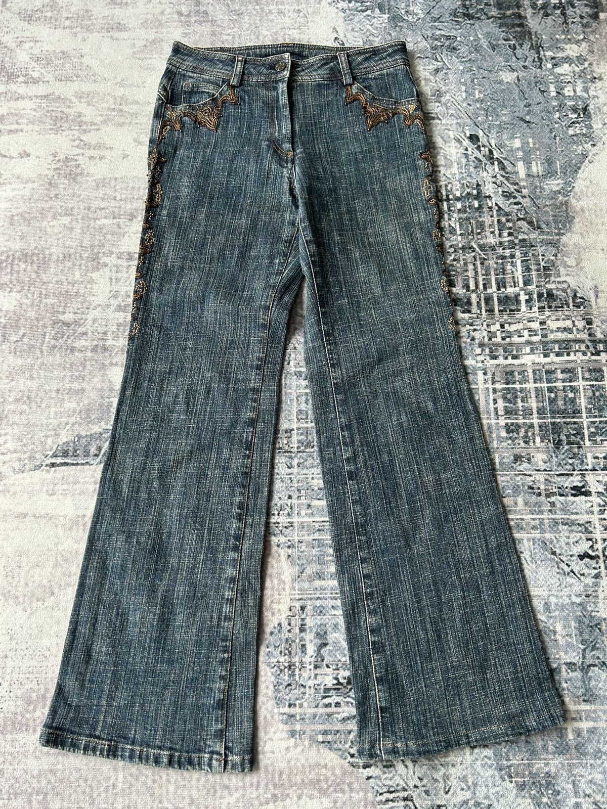 If Six Was Nine Flower Embroidery Flared Jeans Size US 28 / EU 44 - 2 Thumbnail
