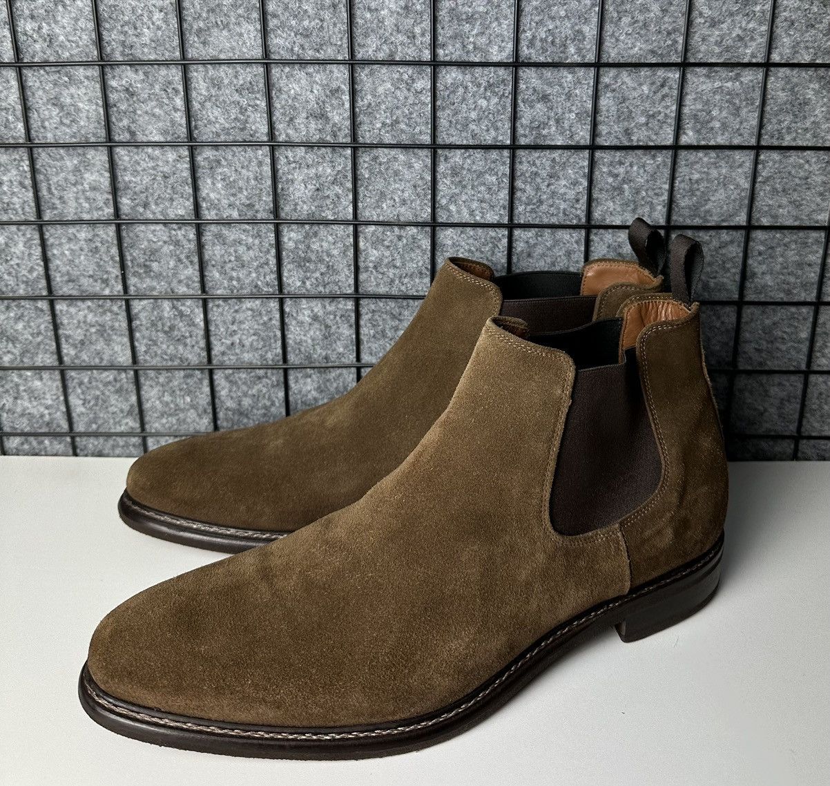 image of Genuine Leather x Vintage Ludwig Gortz Vintage Genuine Suede Chelsea Boots Size 45 in Brown, Men's