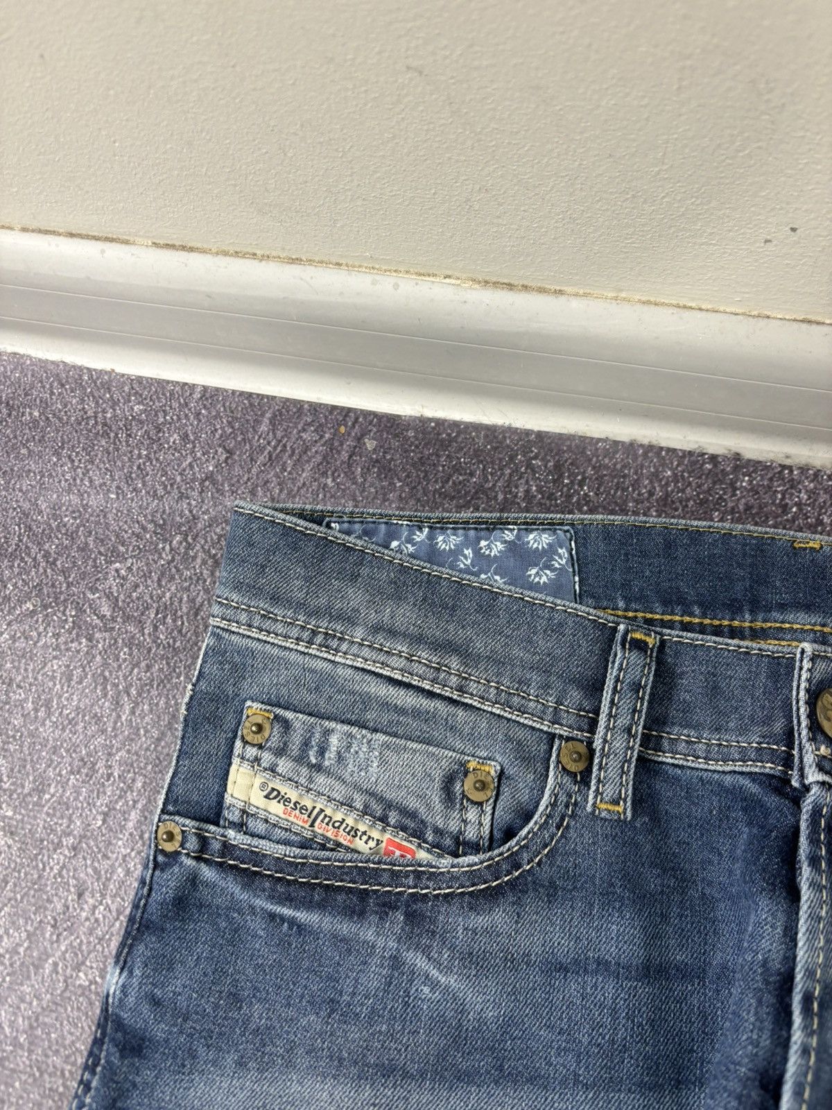 Diesel Diesel Tepphar NWT Slim Carrot Ripped Blue Denim Jeans Size US 28 / EU 44 - 6 Thumbnail