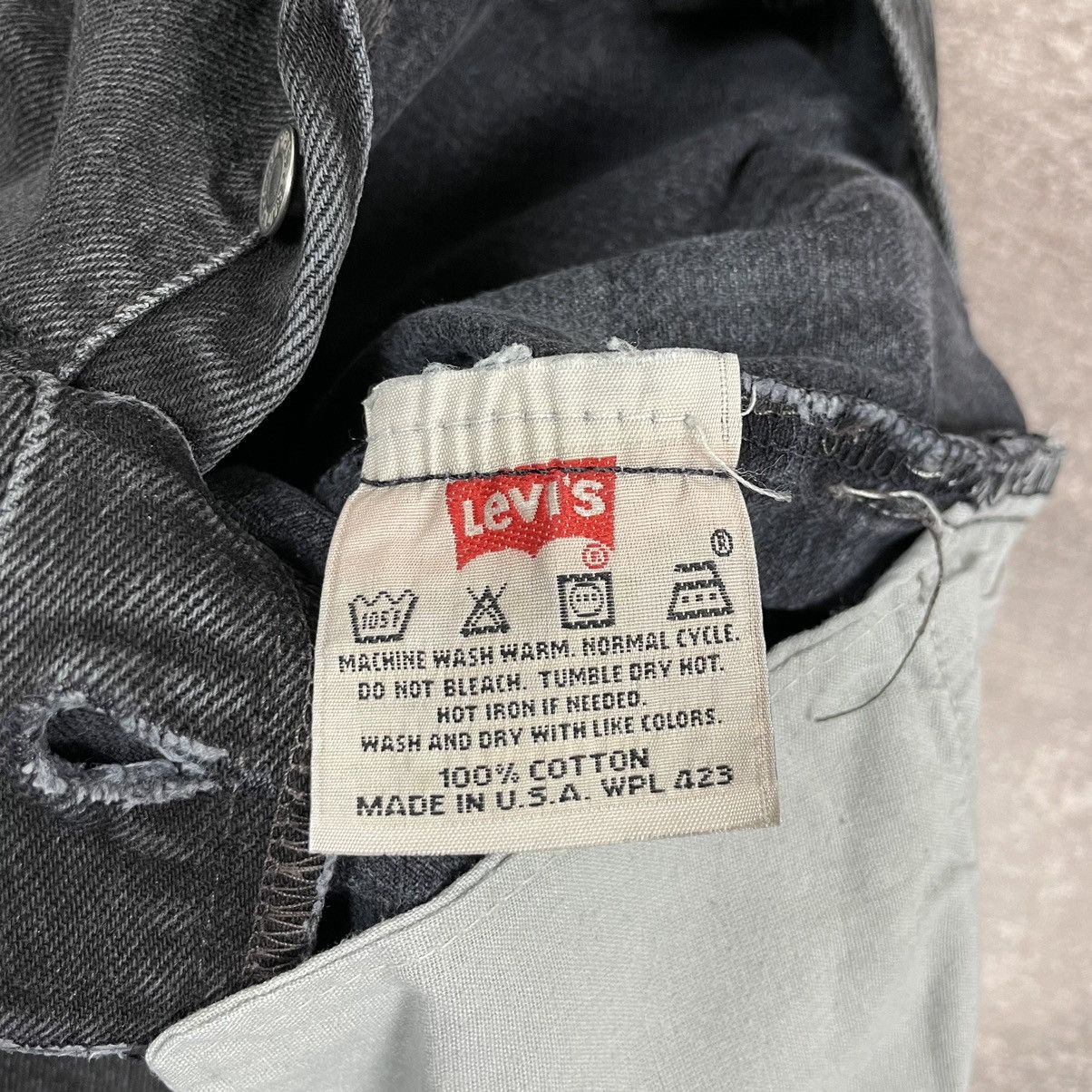 Levi's Vintage Clothing Vintage 90’s Levi’s 501 Cotton Denim Jeans Size US 33 - 8 Thumbnail