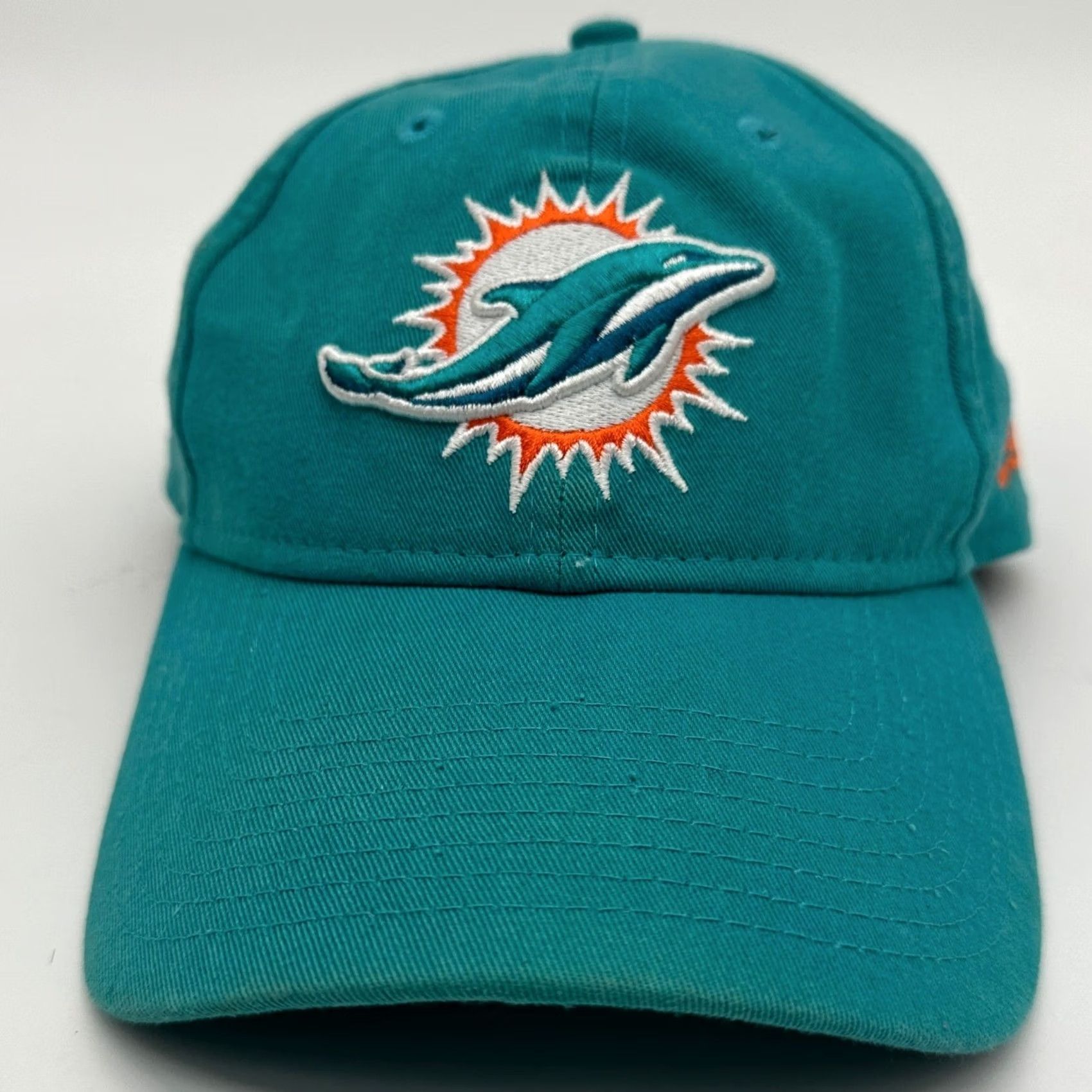 Nike VINTAGE? No – Miami Dolphins Hats Football Cap Nike Mens OSFA Aqua Blue Strap Back Athletic New Era Size ONE SIZE - 2 Thumbnail