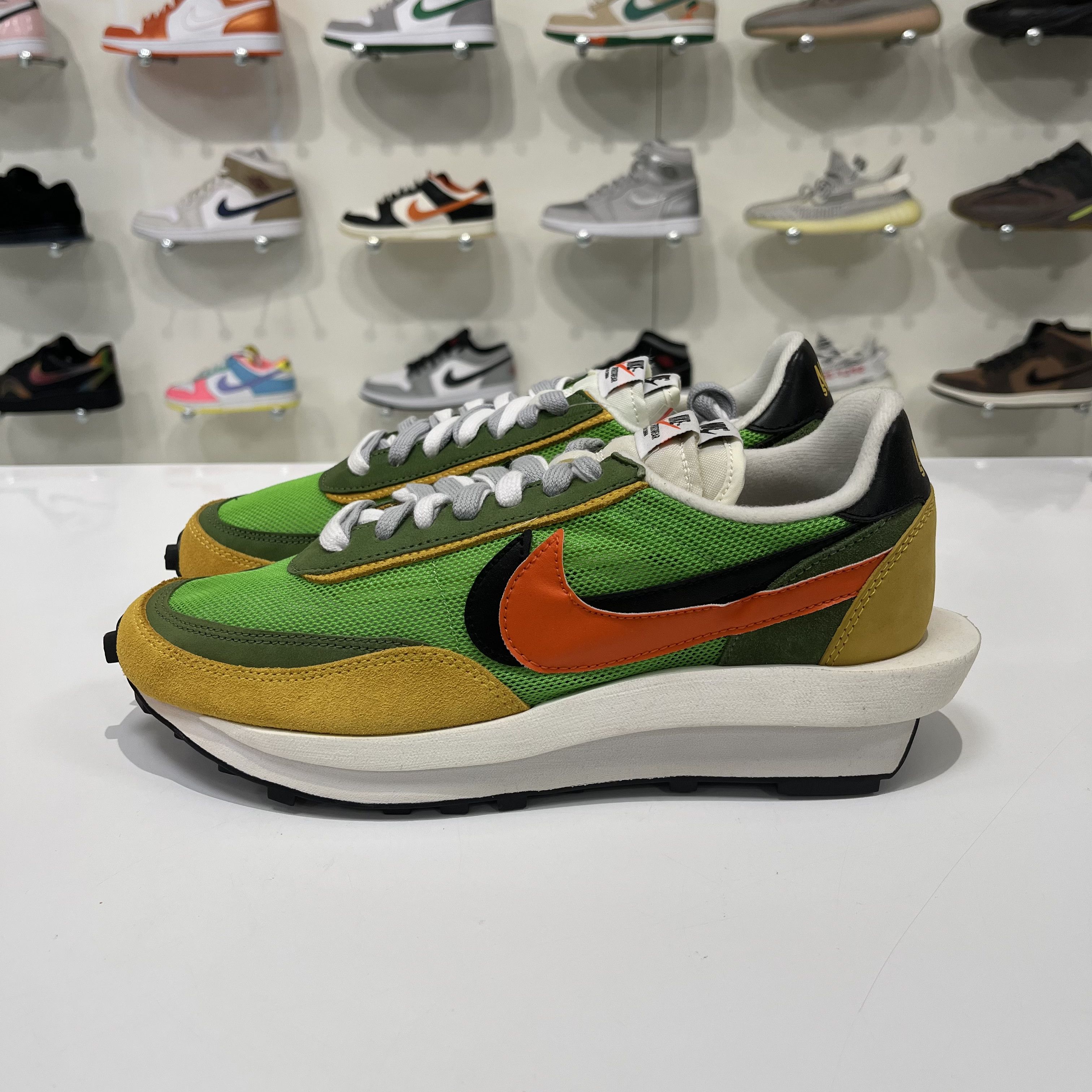 Nike Nike LD Waffle Sacai Green Multi Size US 9 / EU 42 - 2 Thumbnail