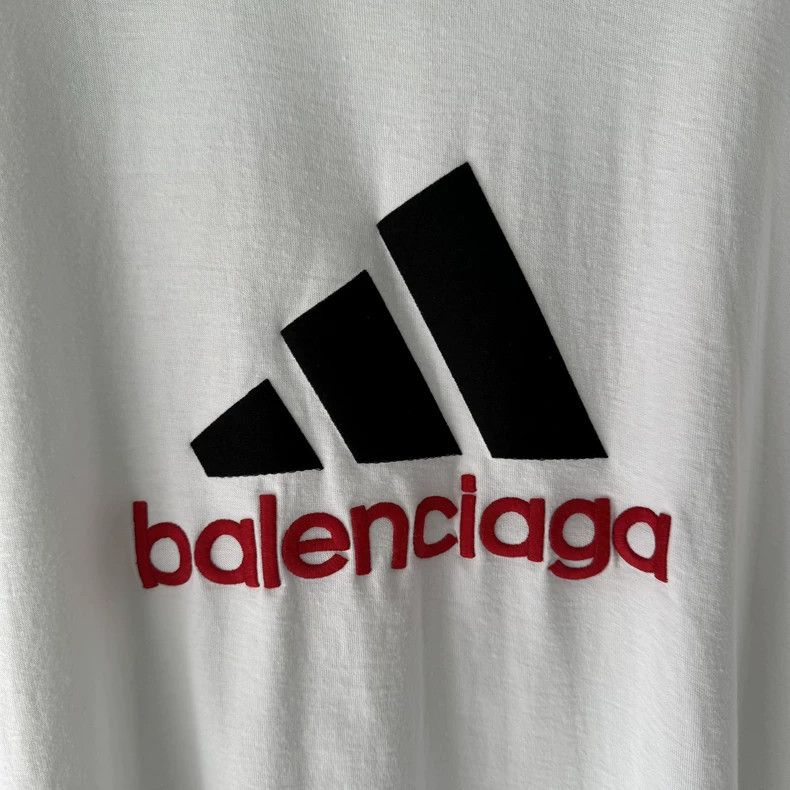 Balenciaga Balenciaga Co-branded T-shirt 2502-Nextarrow Size US M / EU 48-50 / 2 - 8 Thumbnail