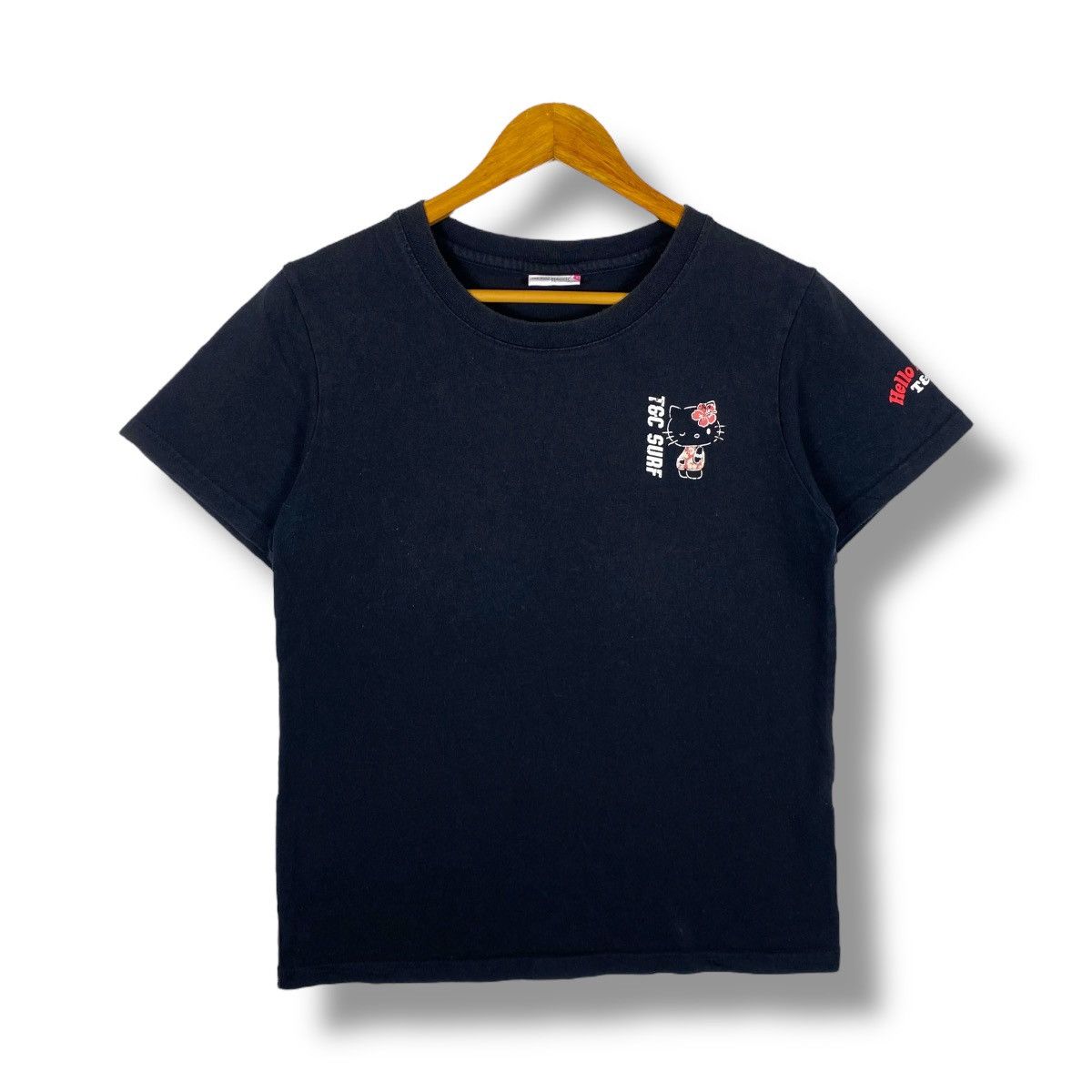 Other T&C Surf Designs x Hello Kitty Cartoon Graphic Women Tops Size L / US 10 / IT 46 - 1 Thumbnail