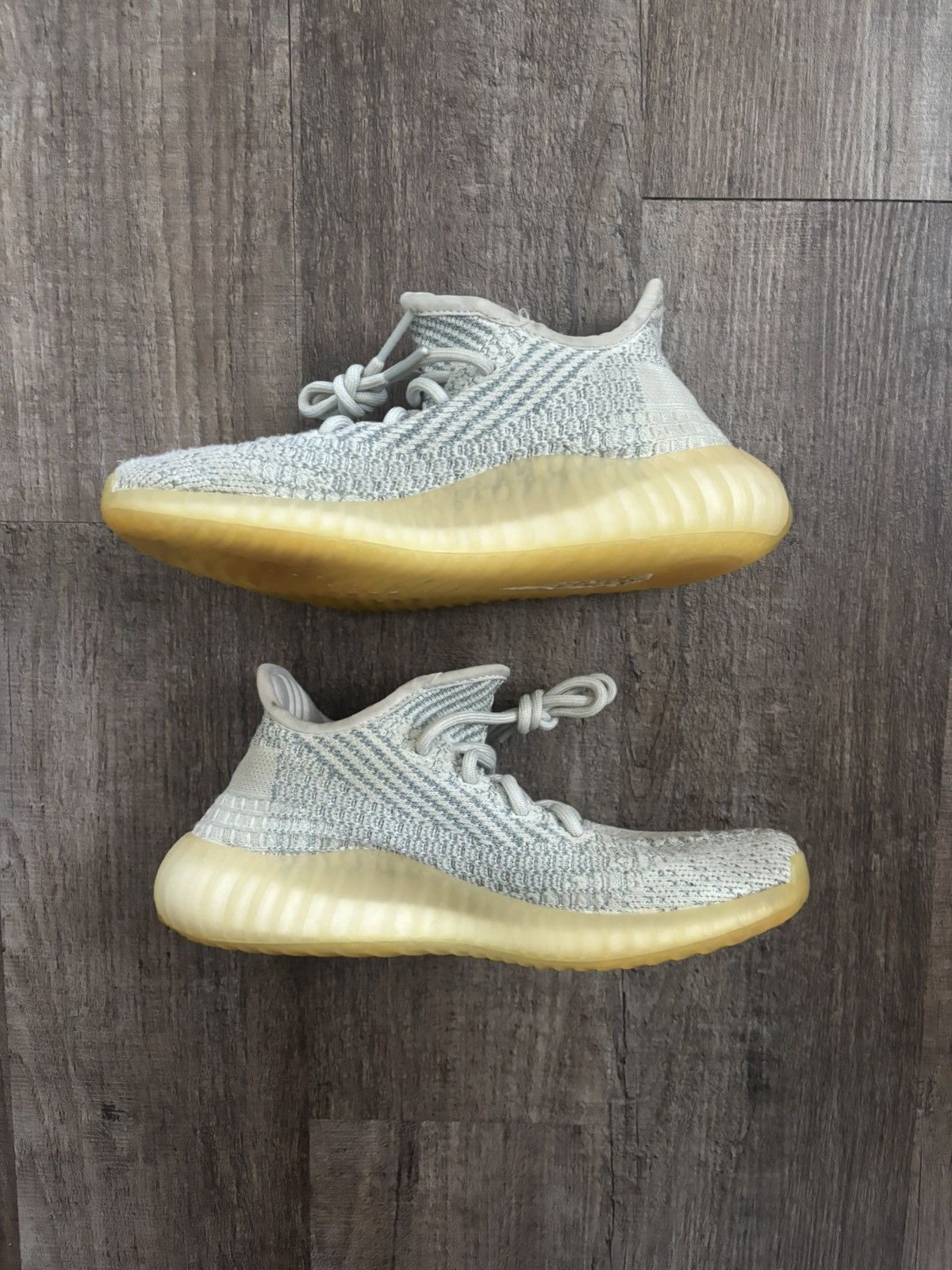 Yeezy Adidas Yeezy Boost 350 v2 ‘Cloud White Reflective’ FW5317 Size US 7.5 / IT 37.5 - 3 Thumbnail