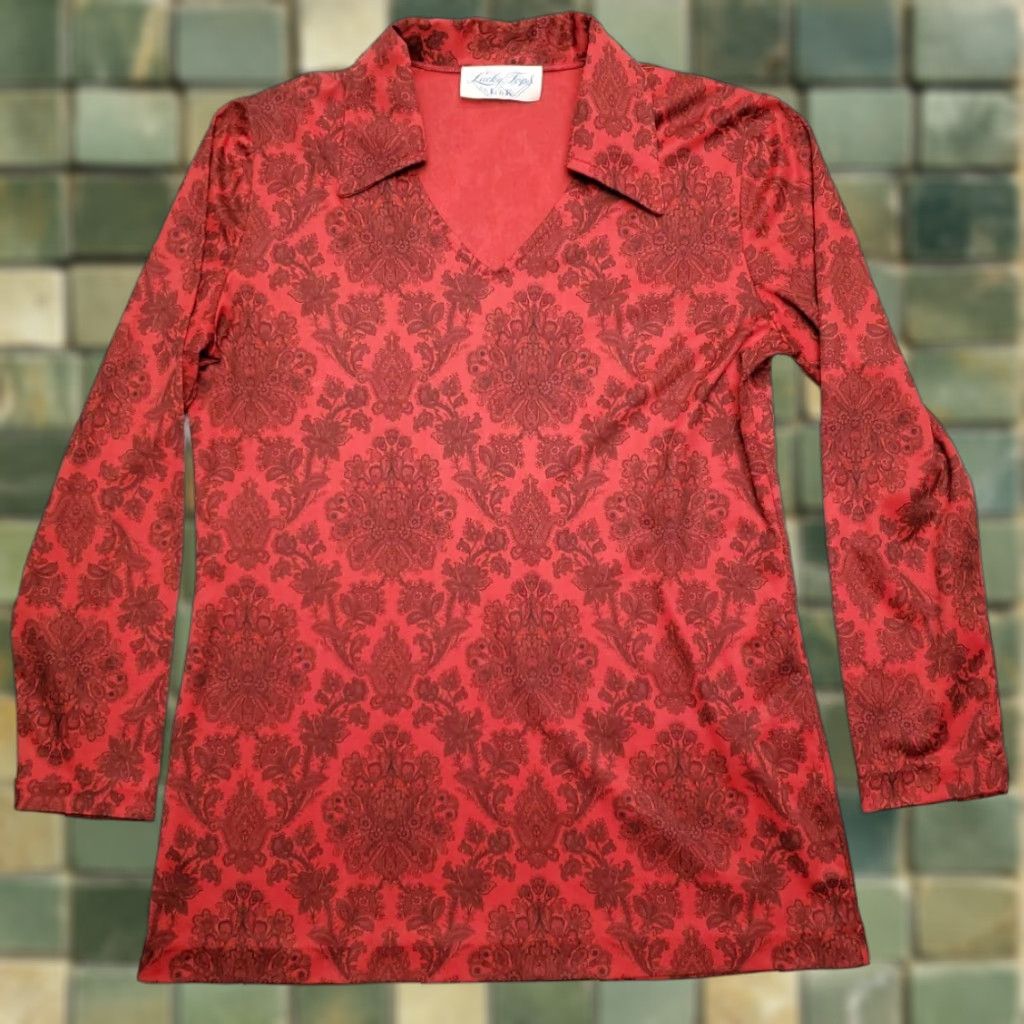 Vintage VINTAGE Lucky Tops Shirt Womens Medium Red Damask Print V Neck Disco Boho Mod 90s Size M / US 6-8 / IT 42-44 - 1 Thumbnail