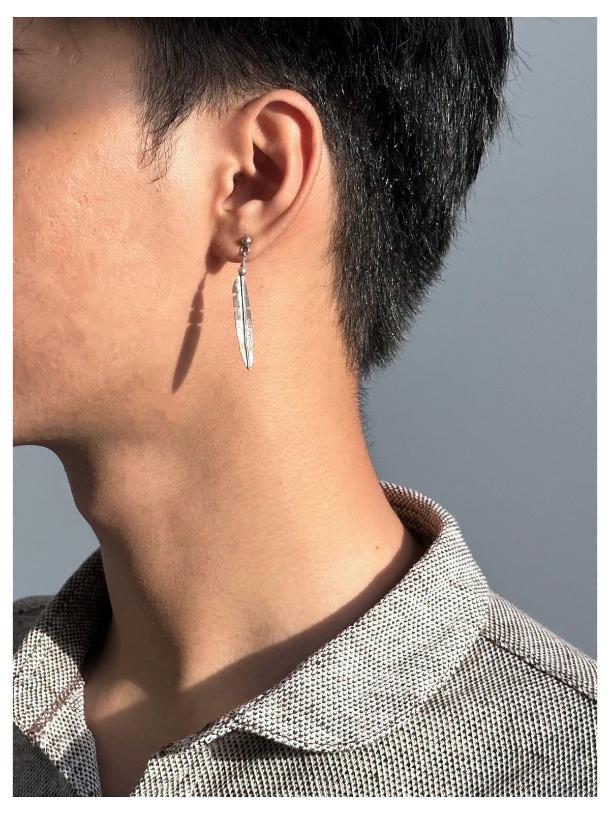 Vintage NATIVE AMERICAN INSPIRED STERLING SILVER FEATHERS EARRINGS Size ONE SIZE - 1 Thumbnail