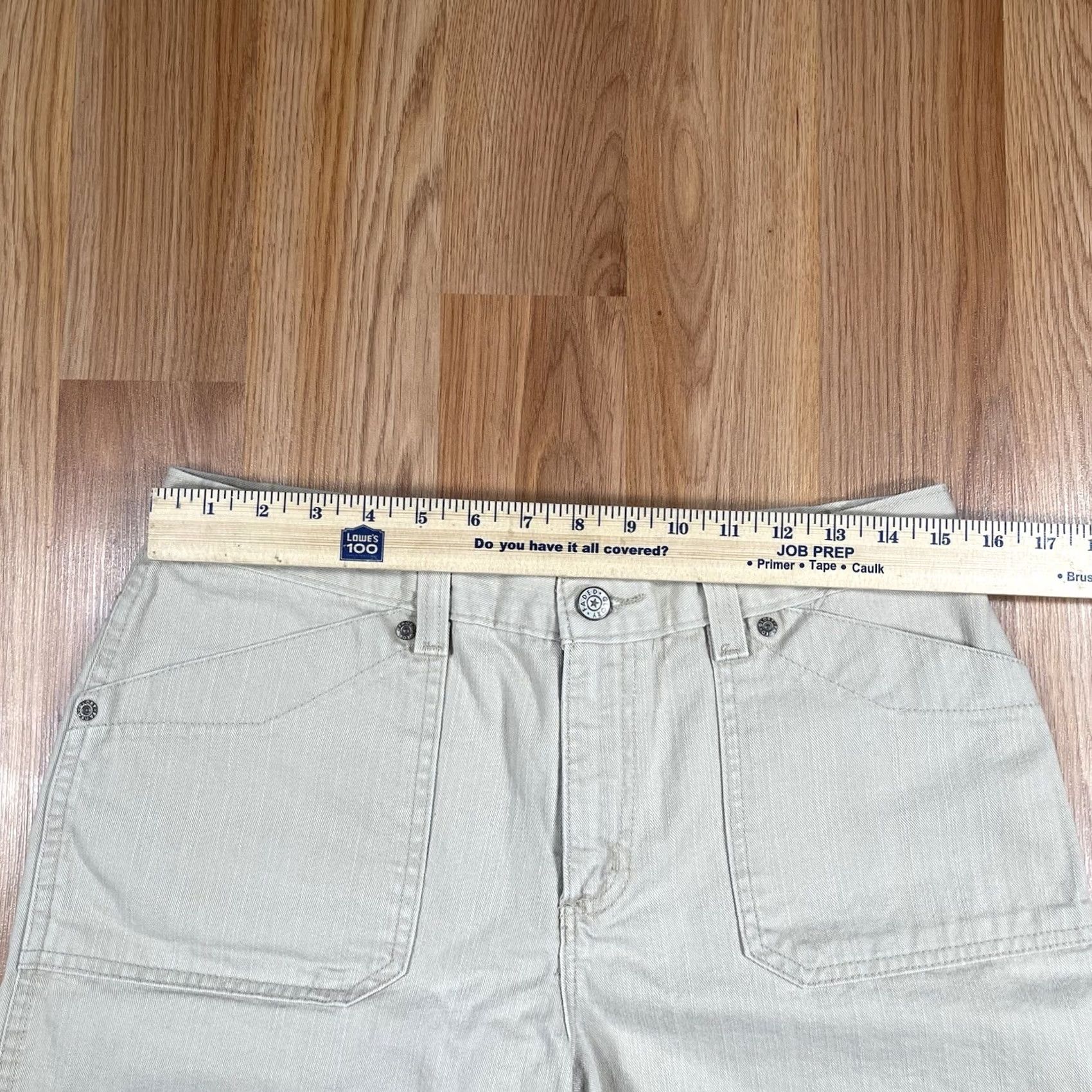 Faded Glory Faded Glory Shorts Womens 10 Mid Rise Flat Front Pockets Beige Denim Jean Cotton Shorts Size 32" / US 10 / IT 46 - 3 Thumbnail