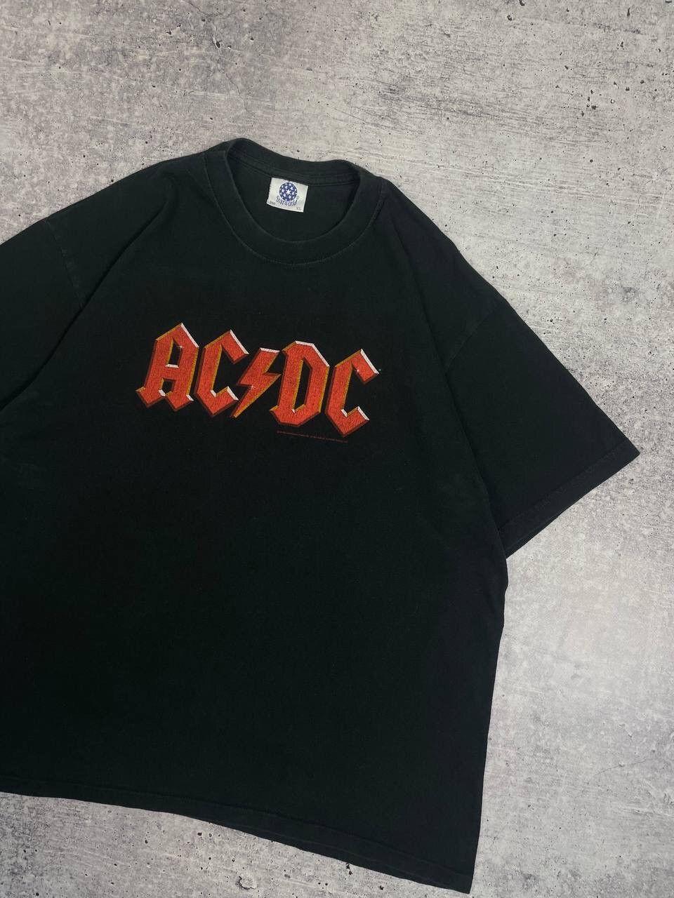 Band Tees Vintage 2004 ACDC Big Logo Band Tee T-Shirt Y2K Size US XL / EU 56 / 4 - 3 Thumbnail