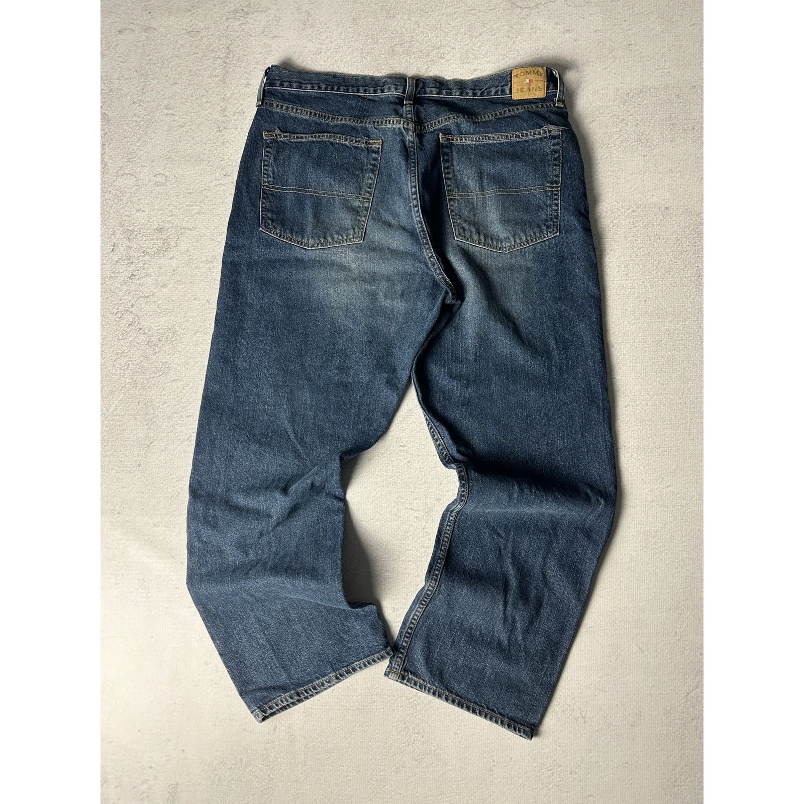 Tommy Hilfiger Vintage Tommy Hilfiger Jeans For Men - 38W x 30L Size Size US 38 / EU 54 - 2 Thumbnail