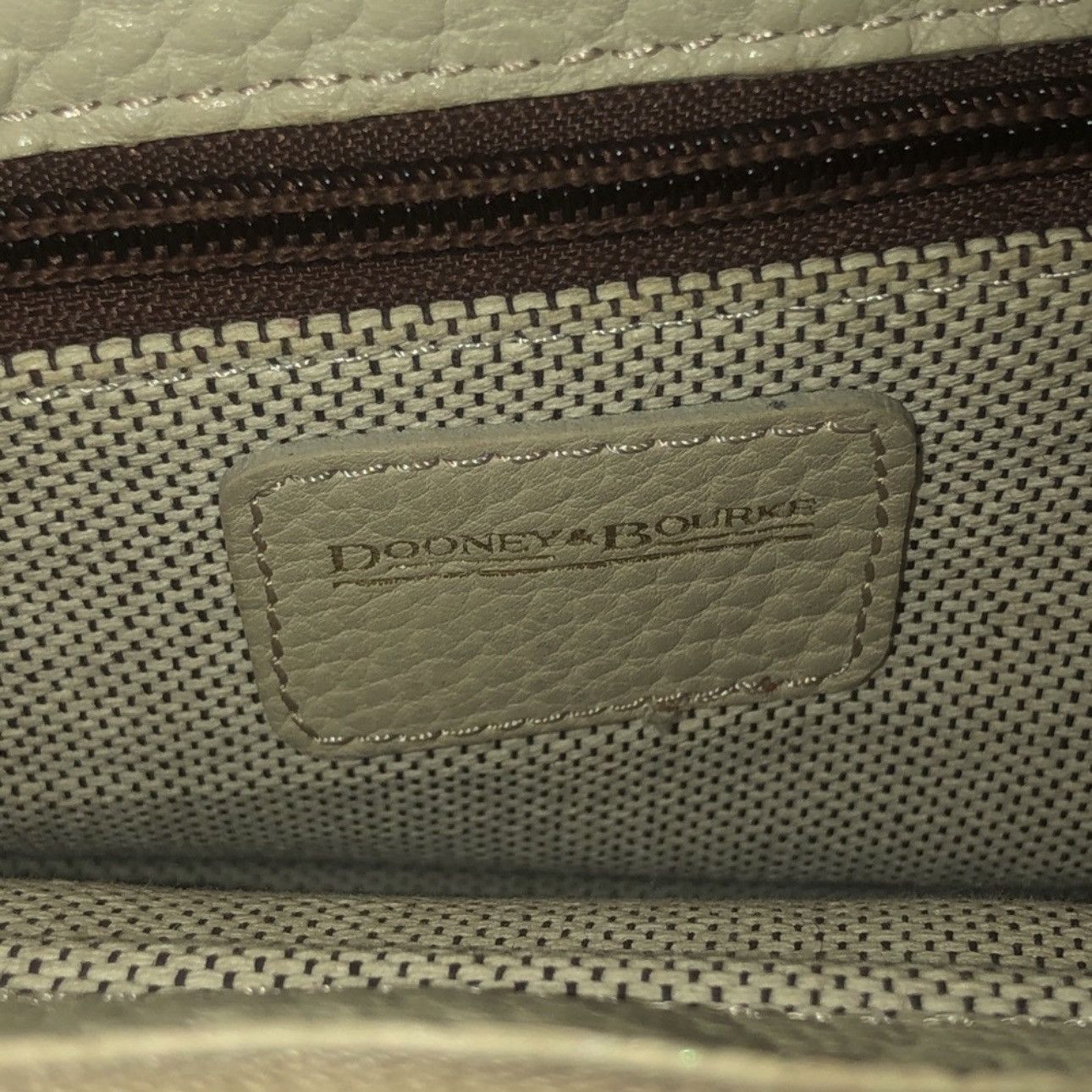 Dooney & Bourke Vintage Dooney & Bourke cream double handle signature bag Size ONE SIZE - 8 Thumbnail