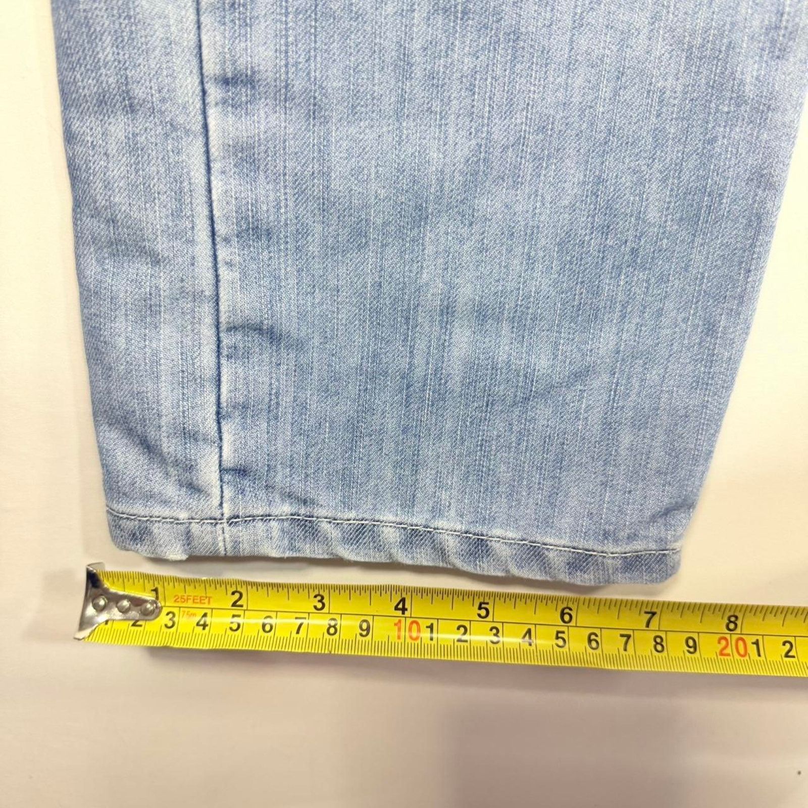 Levi's Vintage 2000s Levi’s 511 Light Blue Denim Jeans W36 X L34 Size US 36 / EU 52 - 4 Thumbnail
