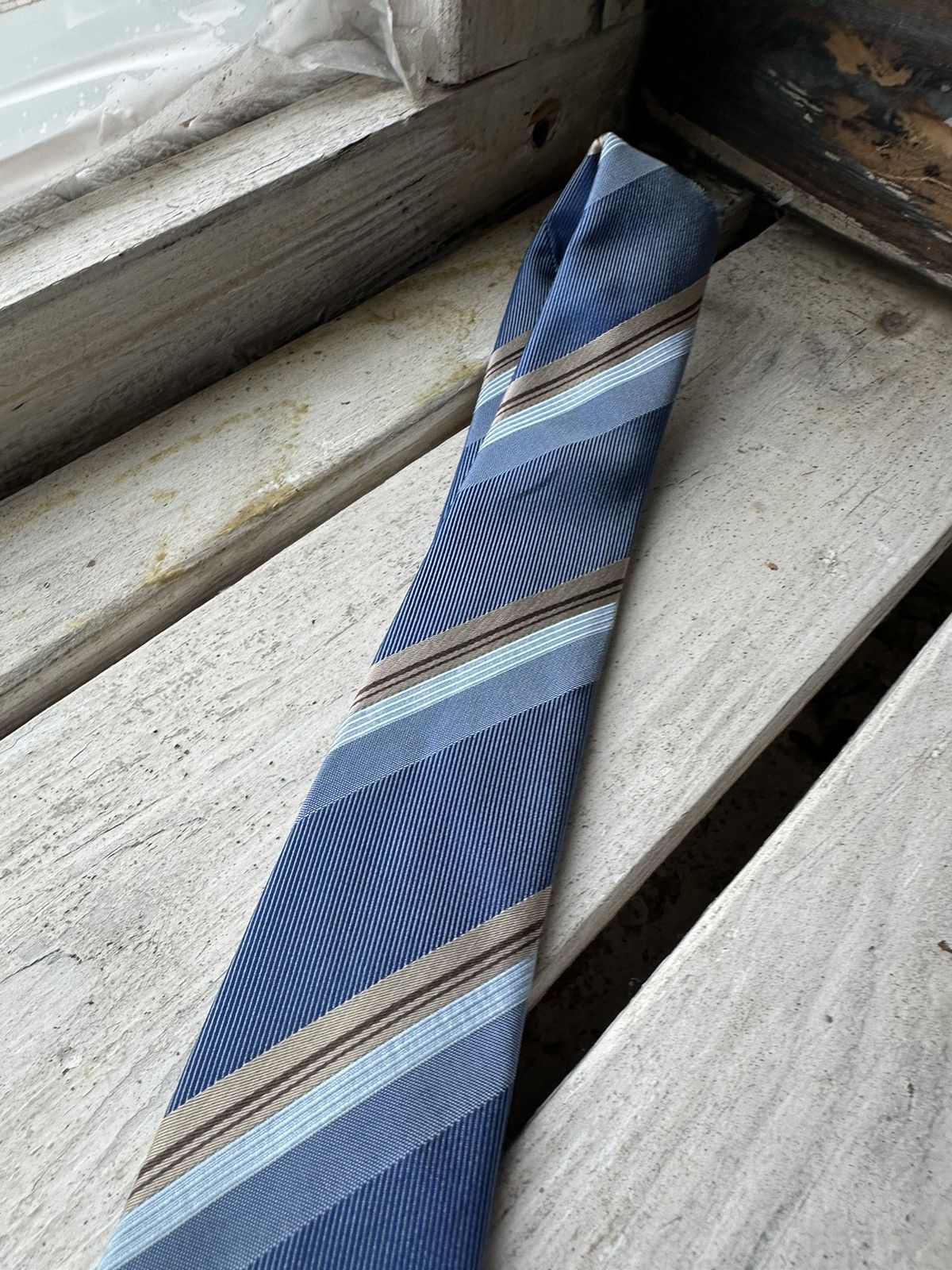 Designer × Hugo Boss 🚨RARE Hugo Boss Tie old money style Burgundy luxury monogram Size ONE SIZE - 8 Thumbnail