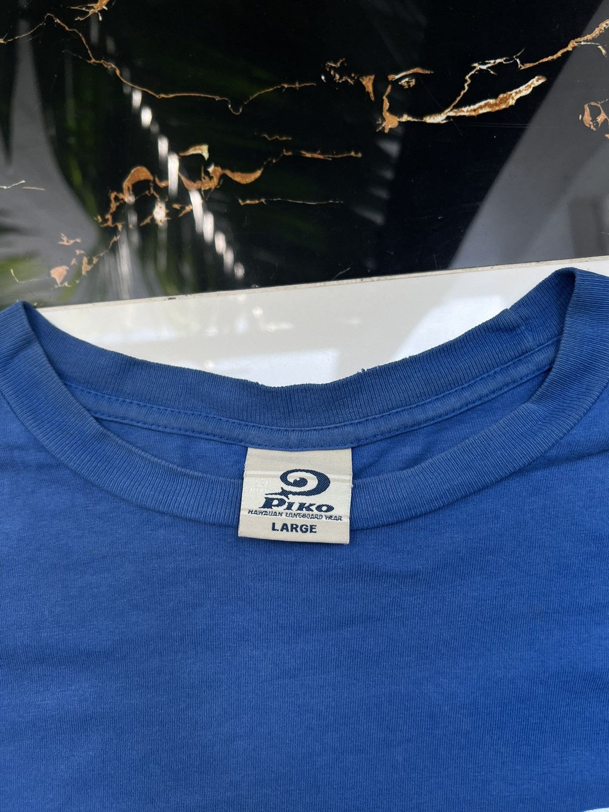 Japanese Brand × Vintage 90’s PIKO HAWAIIAN LONGBOARD WEAR Y2K BIG LOGO TEE RETRO Size US L / EU 52-54 / 3 - 4 Thumbnail