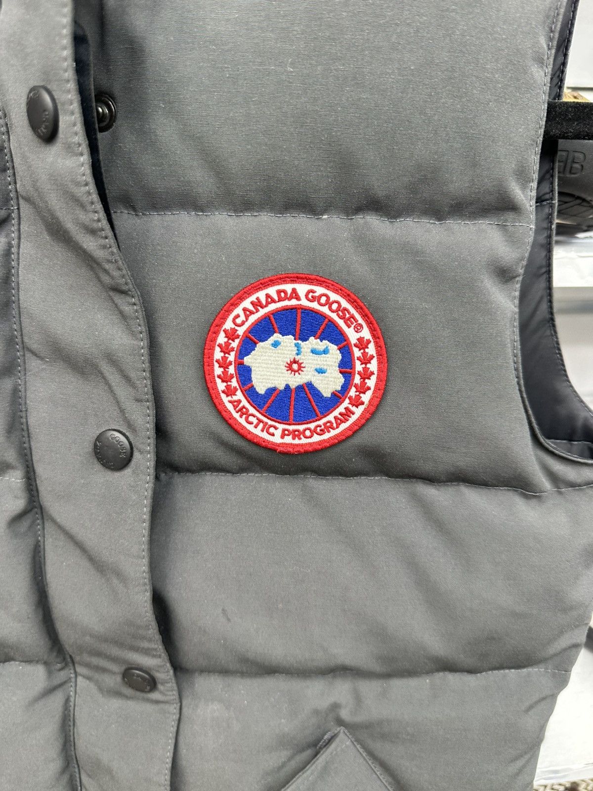 Canada Goose Canada Goose - Freestyle Crew Vest (Graphite) Size US XS / EU 42 / 0 - 2 Thumbnail