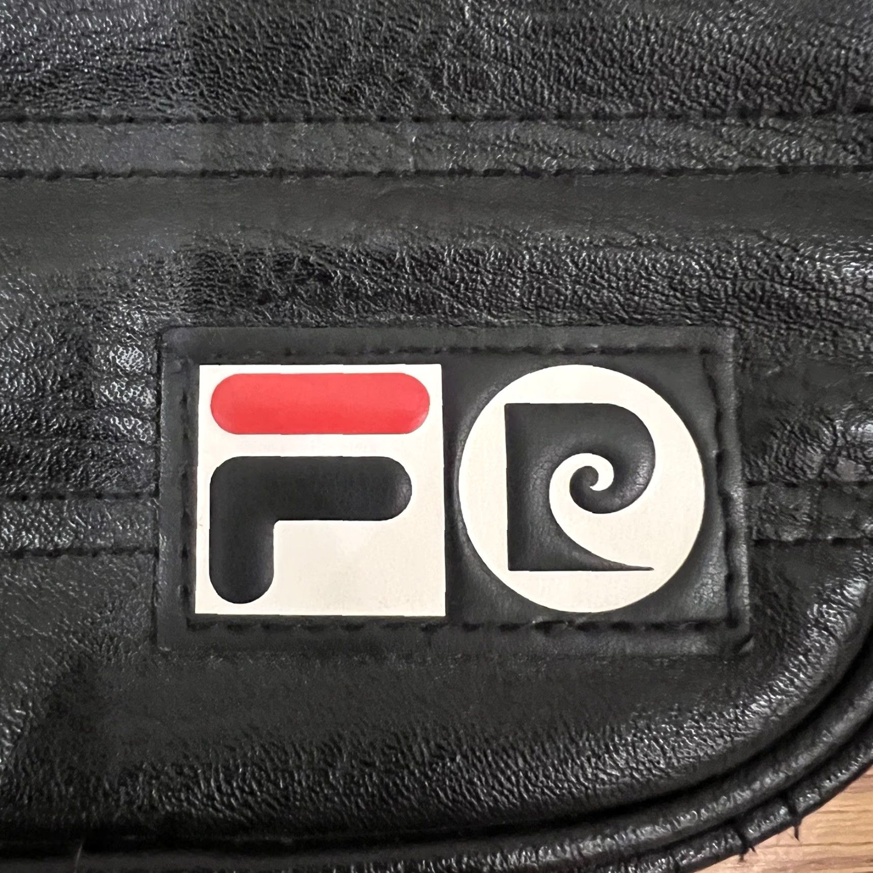 Fila FILAR Pierre Cardin Shoulder Bag 90s Black Leather Small Zip Closure Women's Retro Size ONE SIZE - 7 Thumbnail