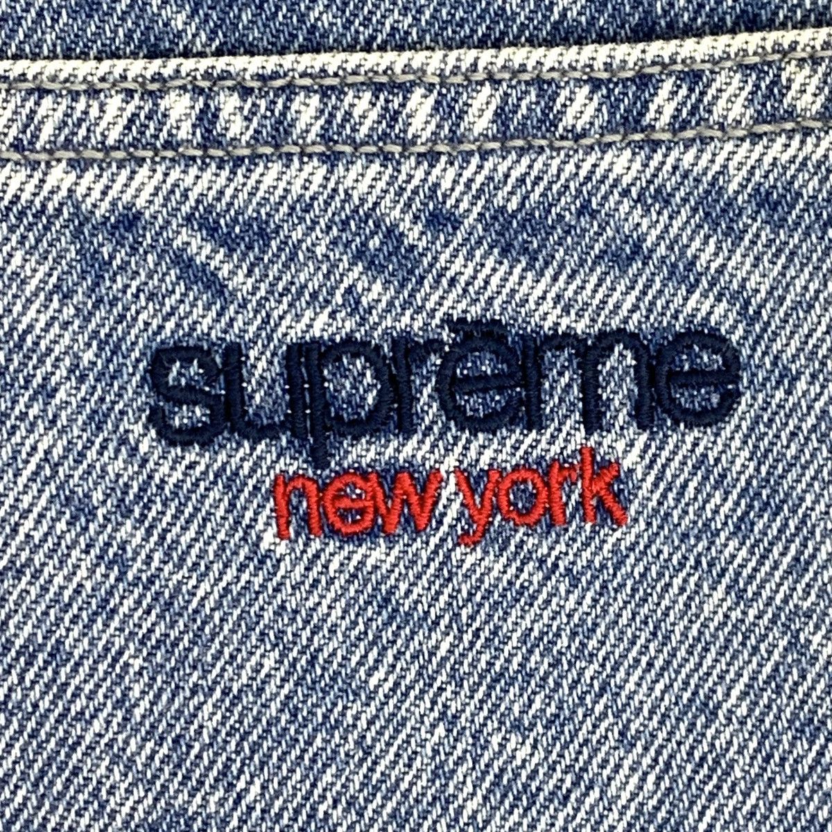 Supreme Supreme Blue Logo Letter Embroidered Denim Shorts K26WX Size US 32 / EU 48 - 6 Thumbnail