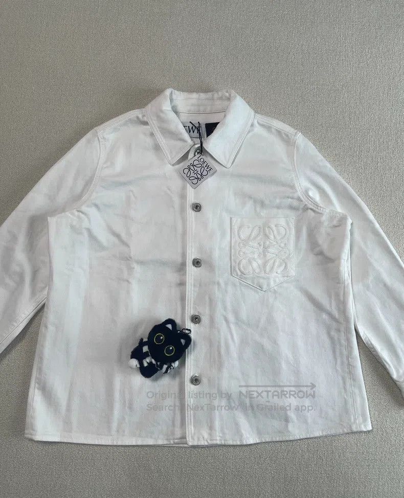 Loewe Loewe SS23 Solid Color Pocket Logo Embroidered Long Sleeve Size 4XL / US 24-26 - 1 Thumbnail