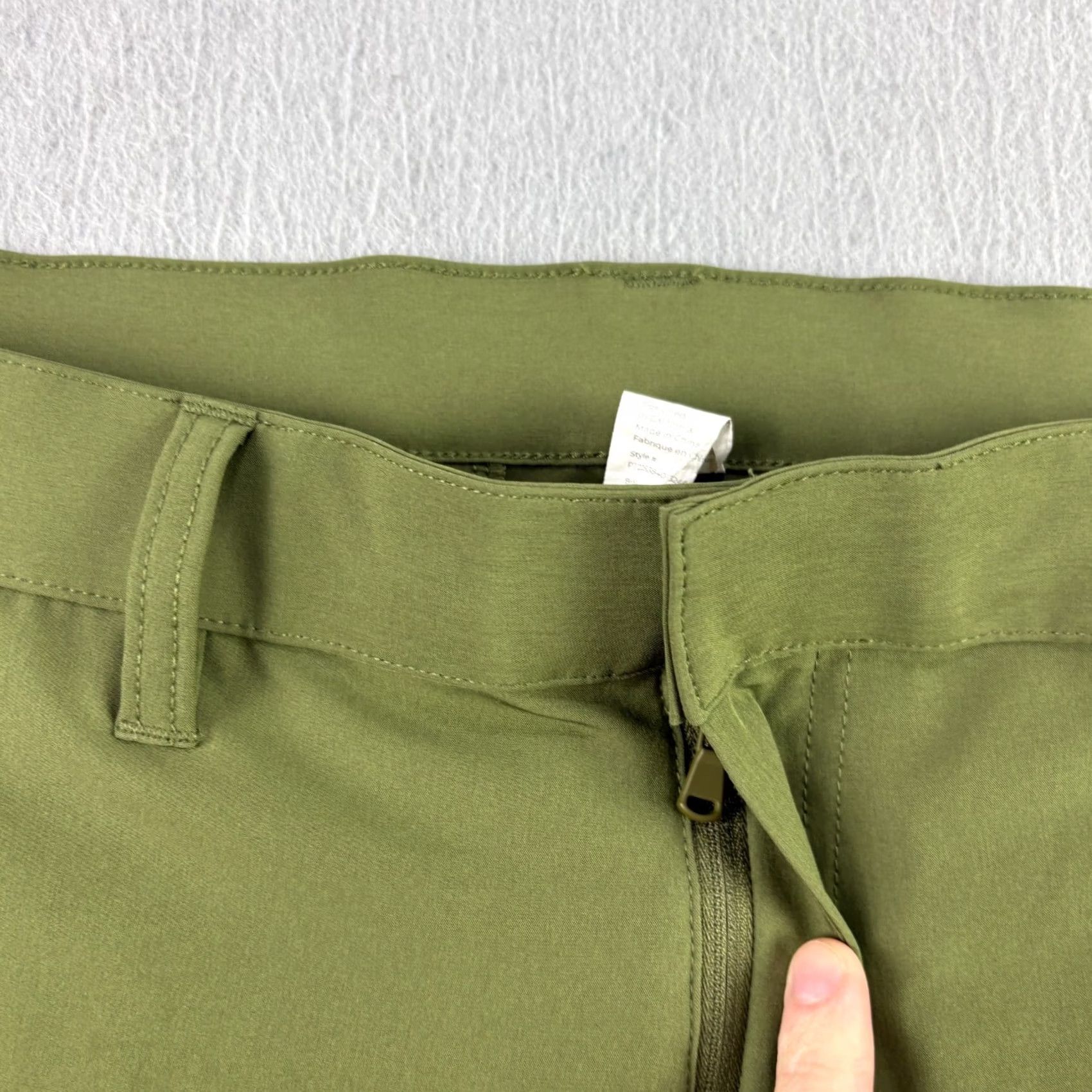 Fabletics Fabletics Mens 33x32 Pants - Green Chino Performance Athleisure - Regular Size US 33 - 3 Thumbnail