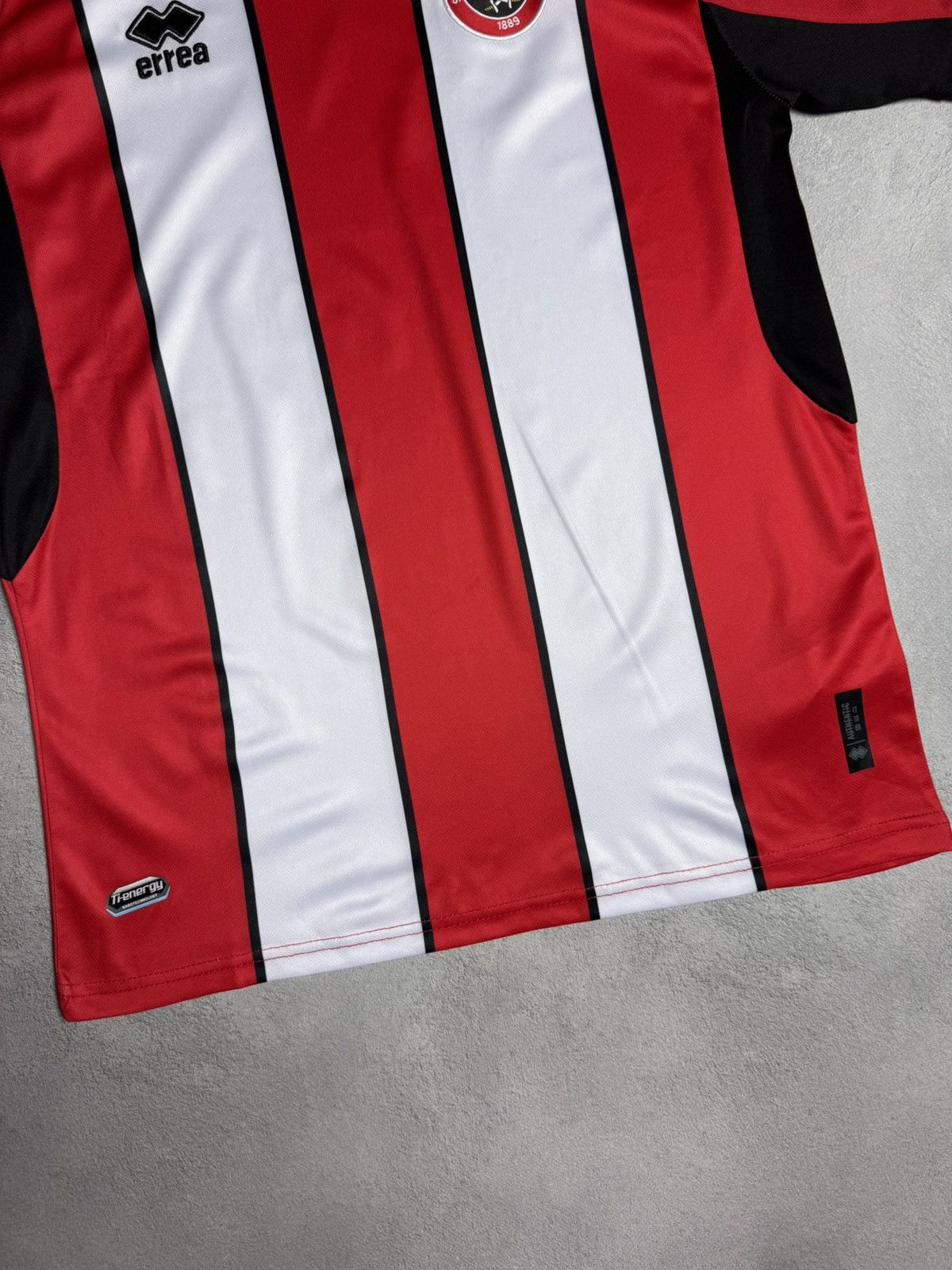 Errea Sheffield United 2023 2024 Home Shirt Soccer Jersey Errea Size US M / EU 48-50 / 2 - 4 Thumbnail