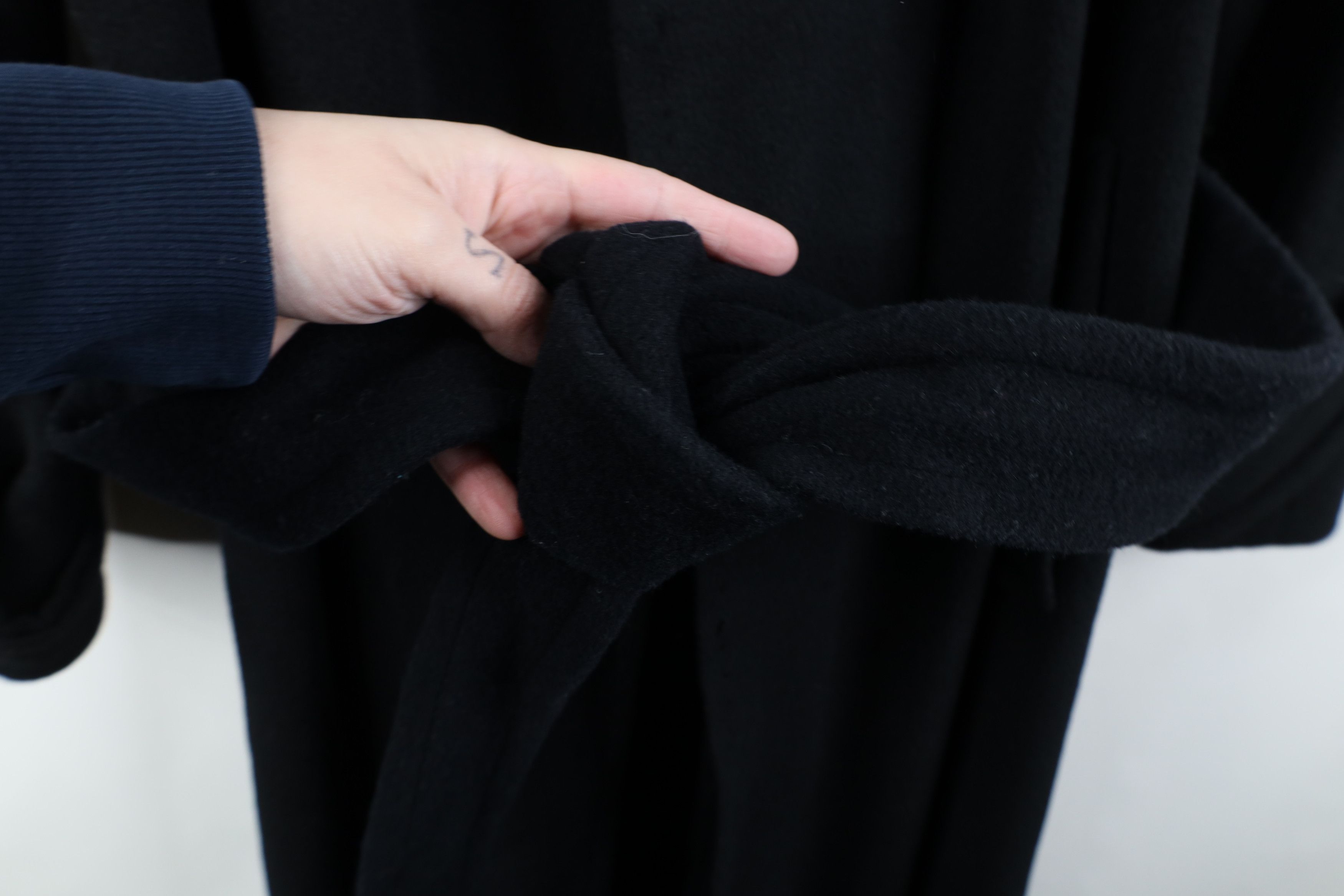 Vintage Vintage 70s Streetwear Belted Trench Coat Jacket Black USA Size L / US 10 / IT 46 - 5 Thumbnail
