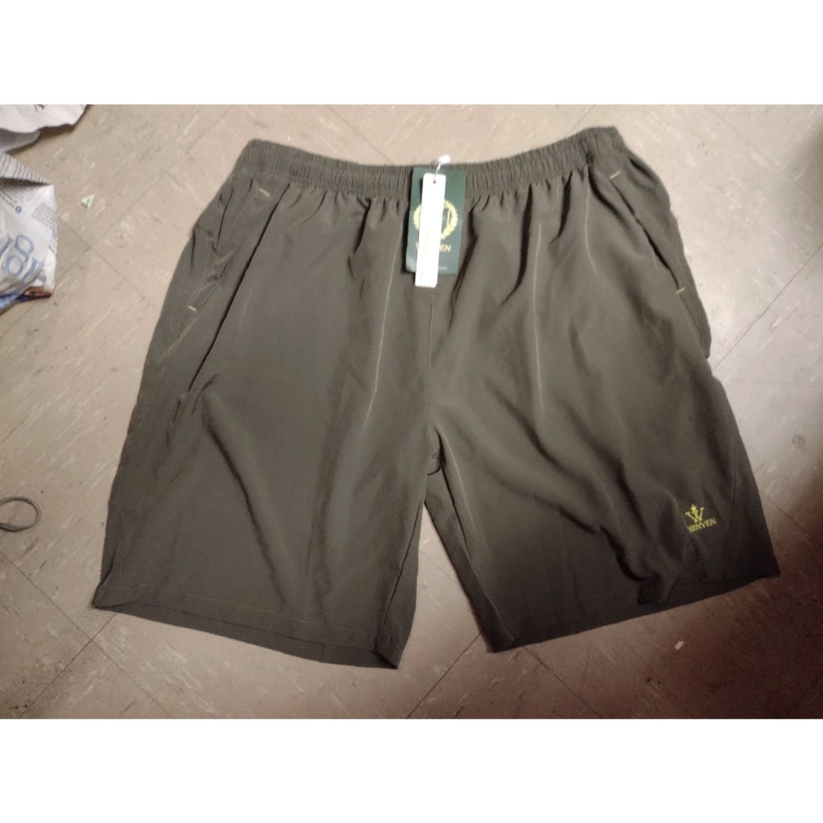 Vintage WenVen Outdoor Sport Men's Hiking Shorts Athletic Fit 3XL Green NWT Rain- and Breathable, Adjustable Waist, Inseam 6" Size US 39 - 7 Thumbnail