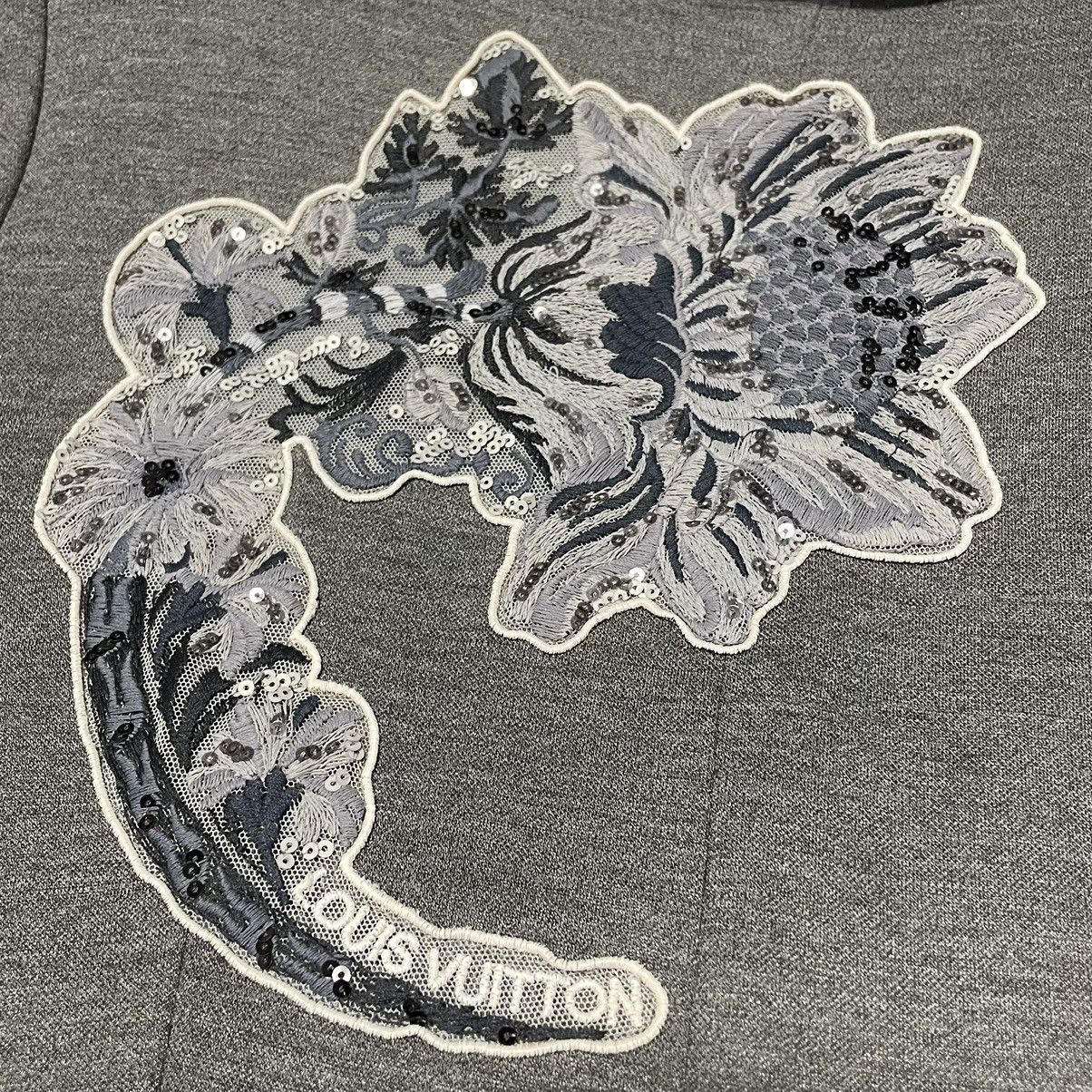 Louis Vuitton Louis Vuitton Sequin Flower Embroidery Short Sleeve Dress M Size M / US 6-8 / IT 42-44 - 7 Thumbnail