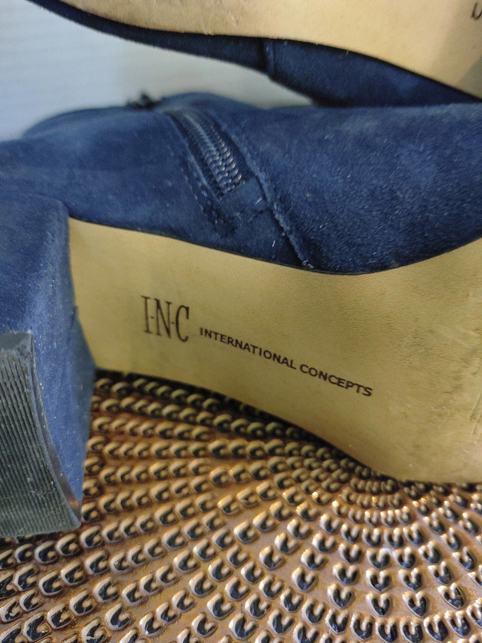 Designer INC Floriann Suede Booties Size 7.5M Size US 7 / IT 37 - 6 Thumbnail
