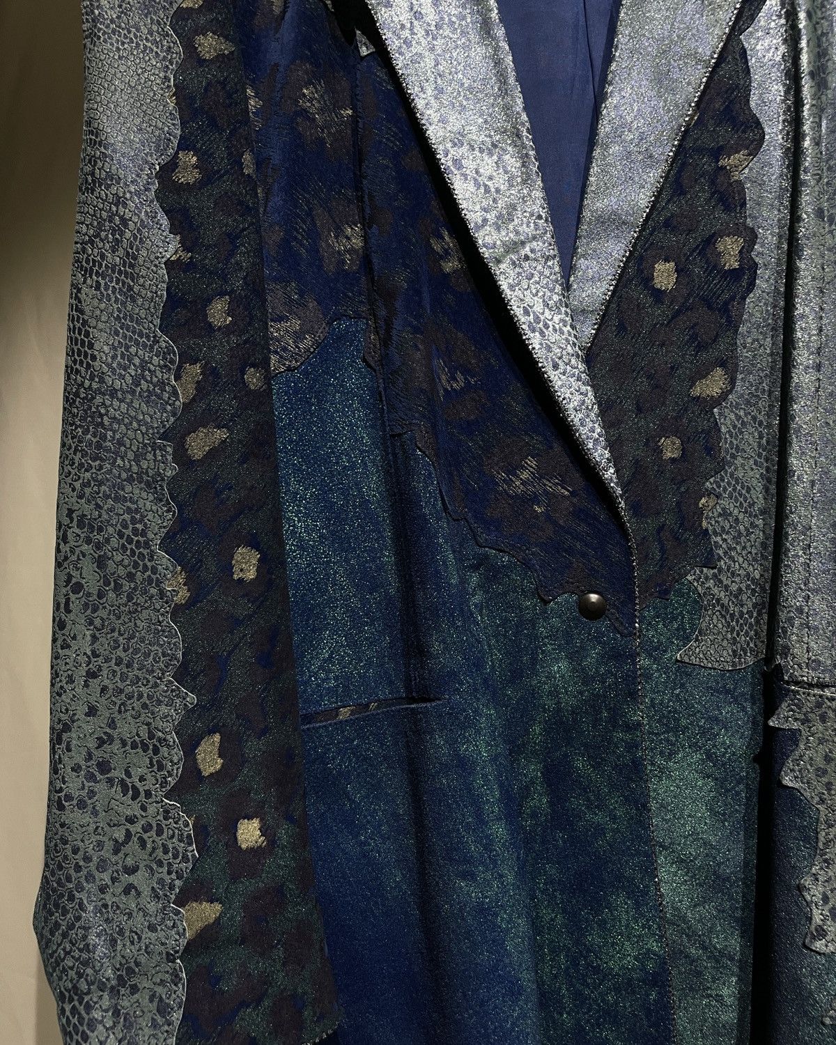 Roberto Cavalli 80-90s roberto cavalli -Handpainted Leather Patchwork Jacket Size US L / EU 52-54 / 3 - 2 Thumbnail