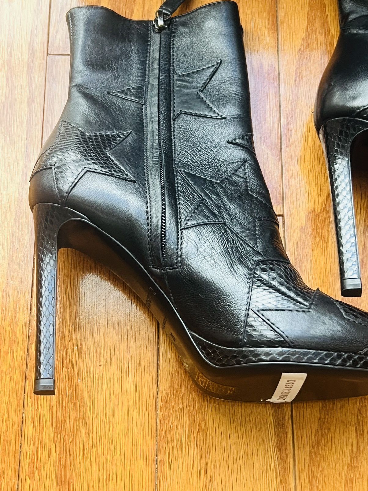 Roberto Cavalli Roberto Cavalli ankle boots Size US 6 / IT 36 - 1 Thumbnail