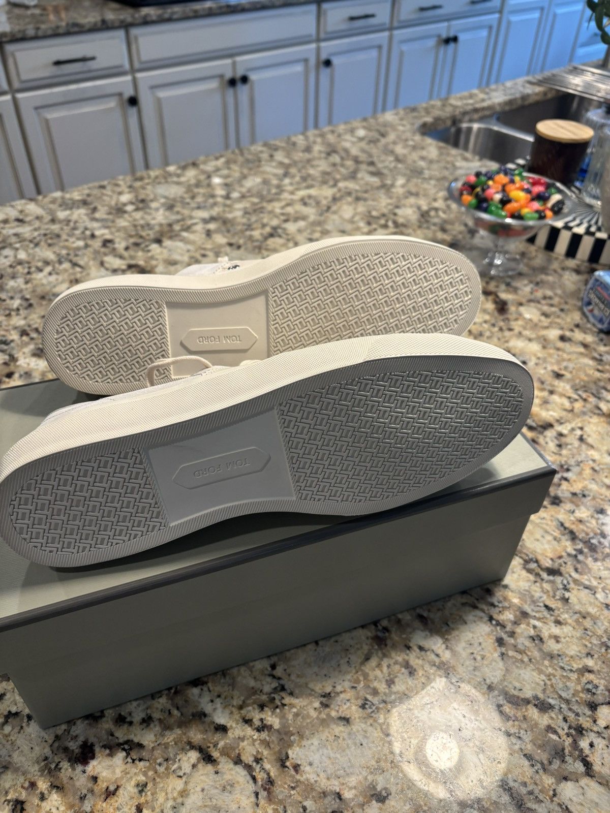Tom Ford Tom Ford Cambridge Sneaker White/Ivory Size 12 Dead Stock Size US 12 / EU 45 - 6 Thumbnail