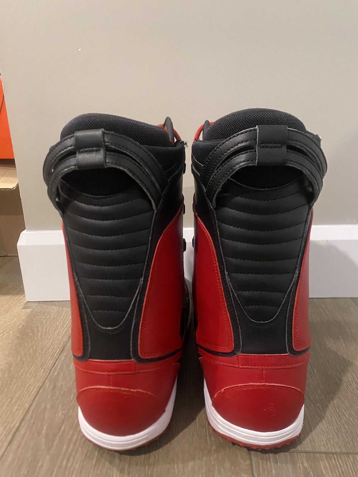 Nike Nike Vapen Snowboard Boots Bred / Varsity Red & Black Size 9 Size US 9 / EU 42 - 7 Thumbnail