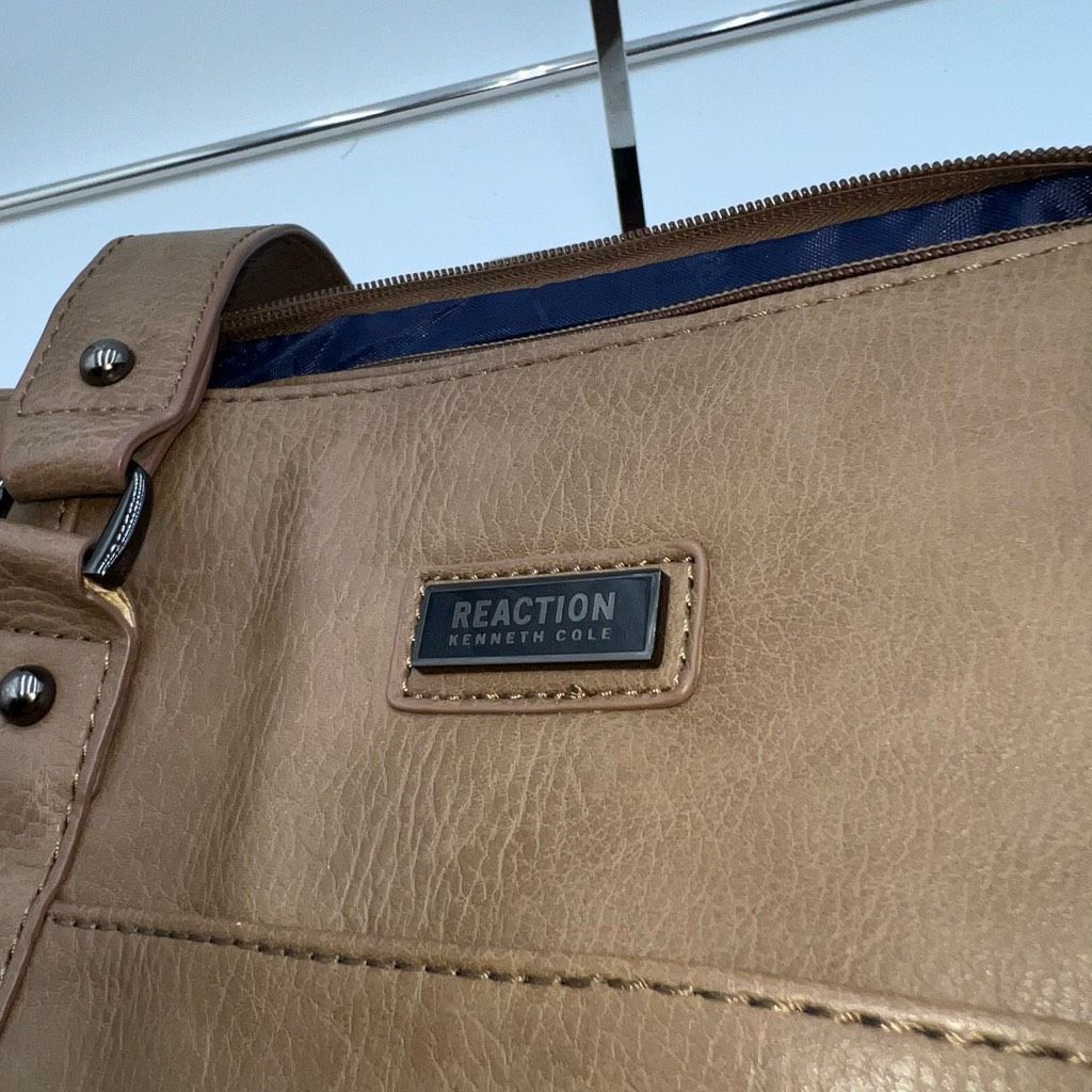 Kenneth Cole Kenneth Cole Reaction Travel Bag Computer Holder Size ONE SIZE - 13 Thumbnail