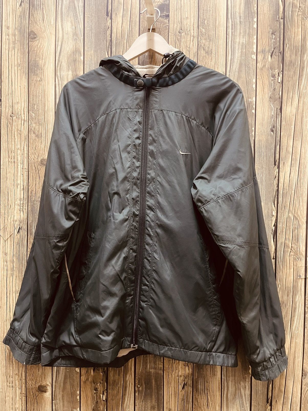 Nike × Vintage Nike green colour Windbreaker Size US L / EU 52-54 / 3 - 1 Thumbnail