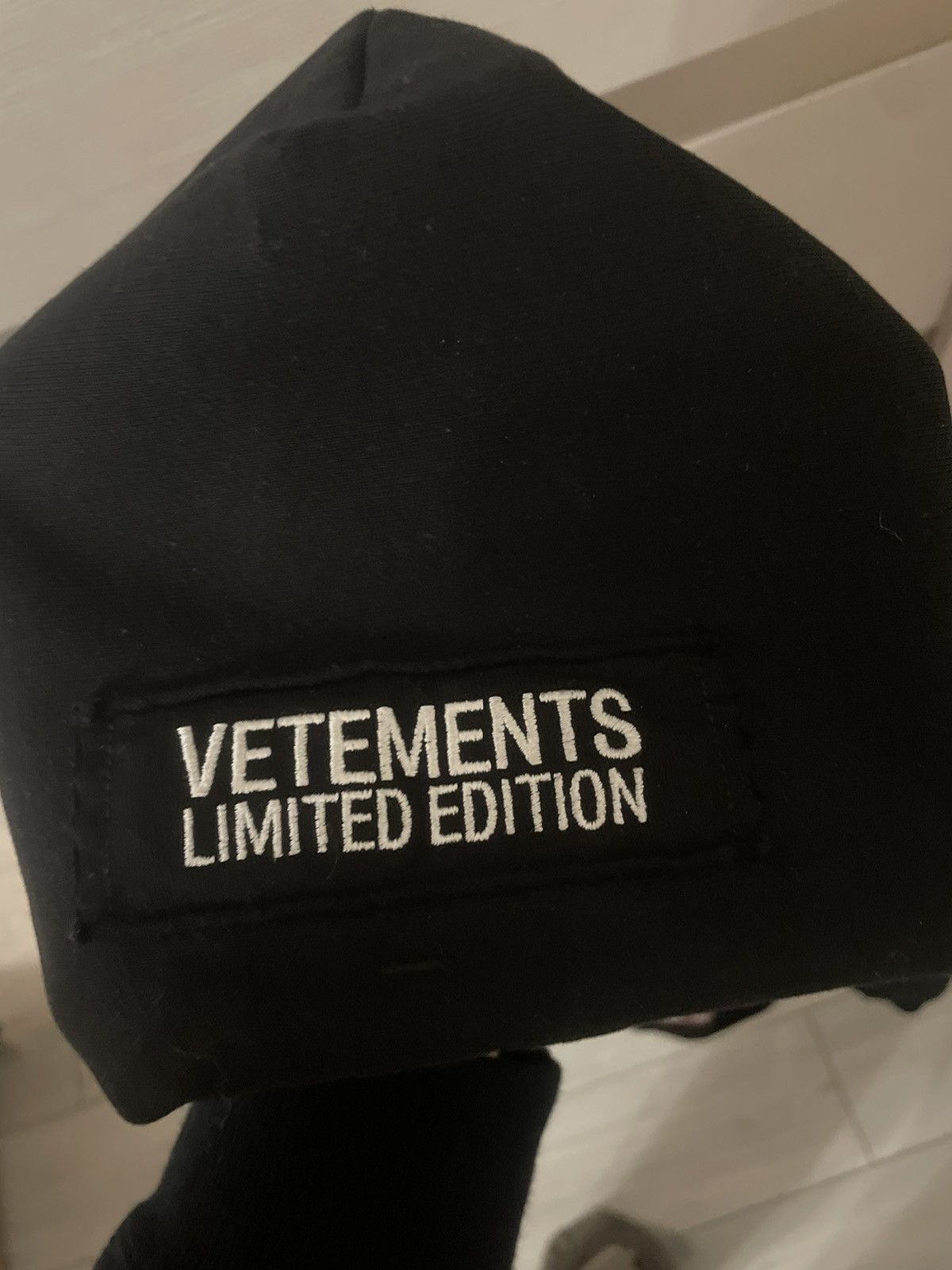 Balenciaga × Vetements Vetements metal patch world tour 2033 Size US L / EU 52-54 / 3 - 8 Thumbnail