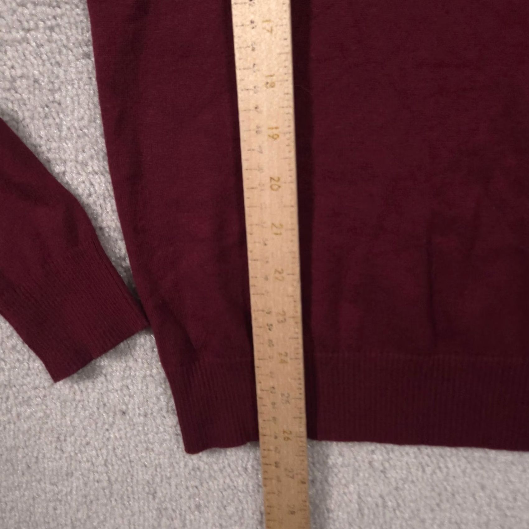 Calvin Klein Calvin Klein Sweater Mens Small Red Turtleneck Lightweight Rayon Knit Pullover Size US S / EU 44-46 / 1 - 6 Thumbnail