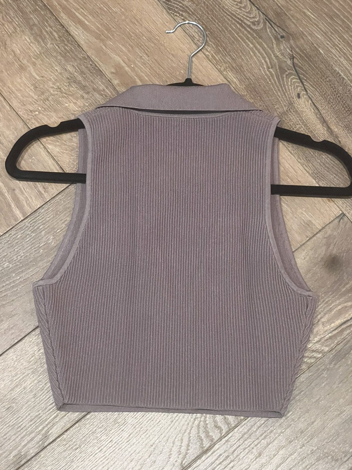 Aritzia Dust purple crop top Size M / US 6-8 / IT 42-44 - 7 Thumbnail