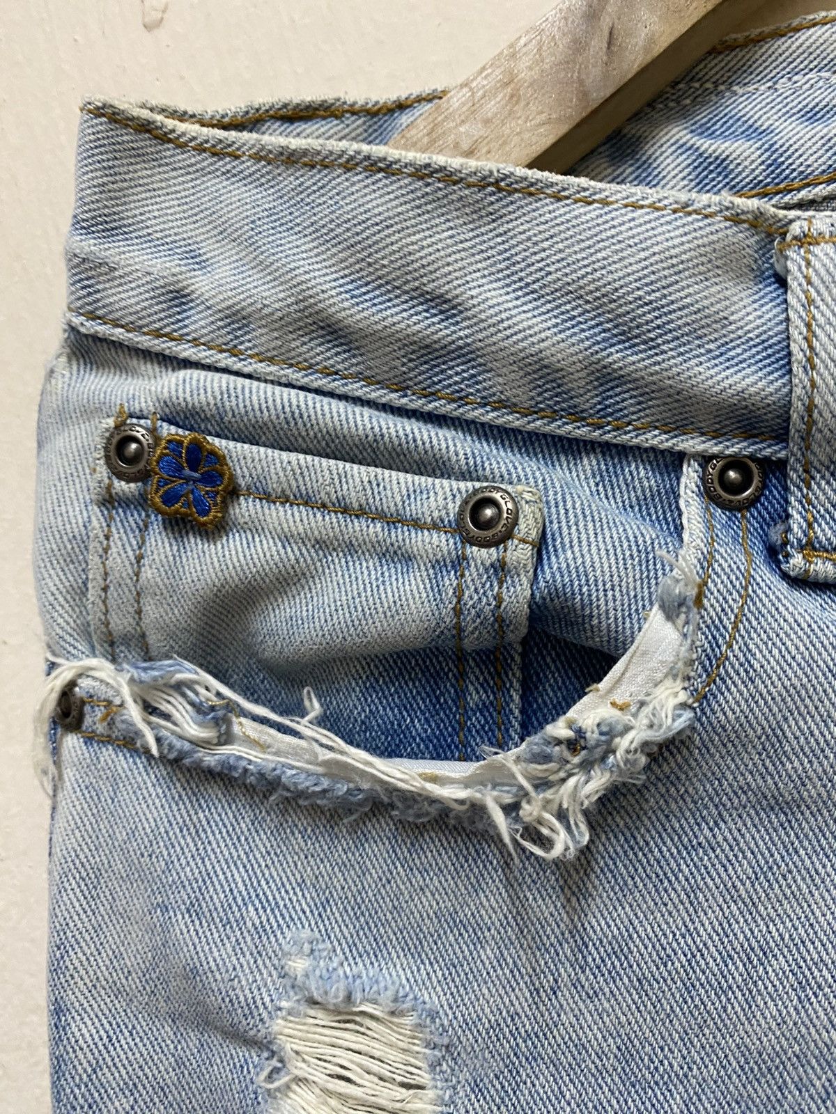 Body Glove Body Glove Distressed Denim Jeans Size 30" / US 8 / IT 44 - 5 Thumbnail