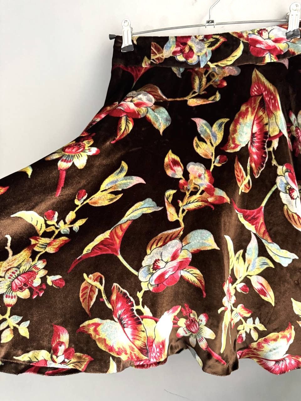 Kenzo Kenzo Paris Vintage 80s Brown Floral Velvet Skirt, Size 36/S Size 25" / US 0 / IT 36 - 5 Thumbnail