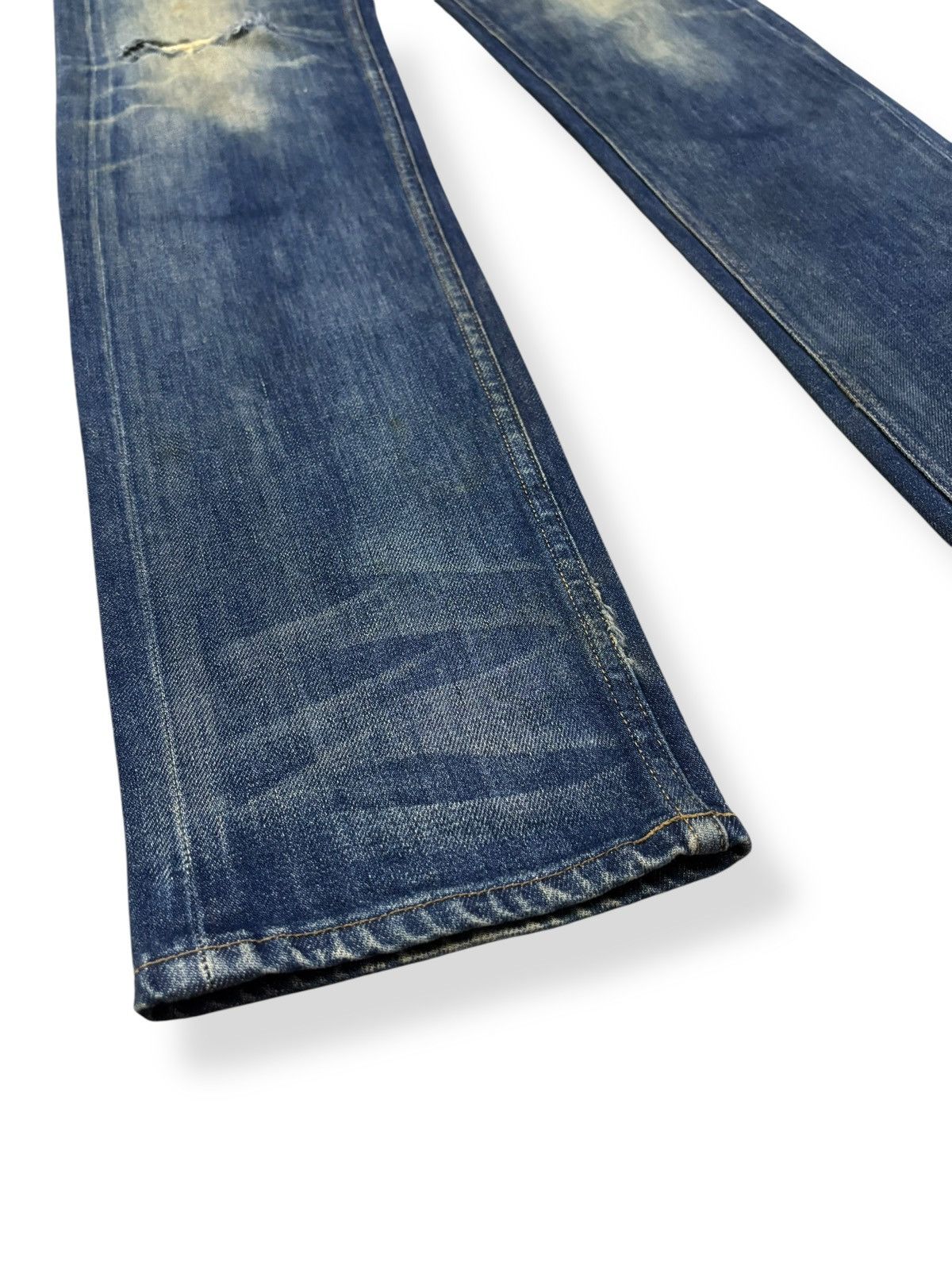 Levi's Levis Made & Crafted TackSlim Distressed Jeans Made in italy Size US 29 - 8 Thumbnail