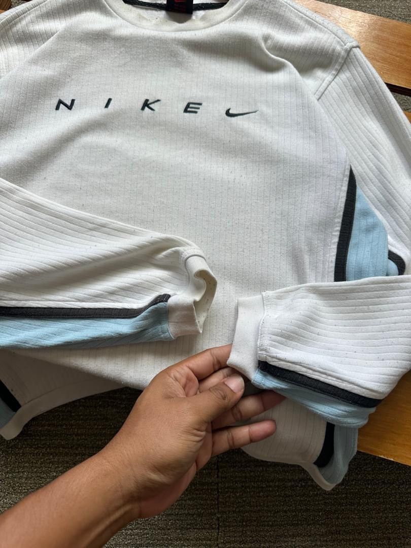 Nike VINTAGE NIKE SWEATSHIRT Size M / US 6-8 / IT 42-44 - 3 Thumbnail