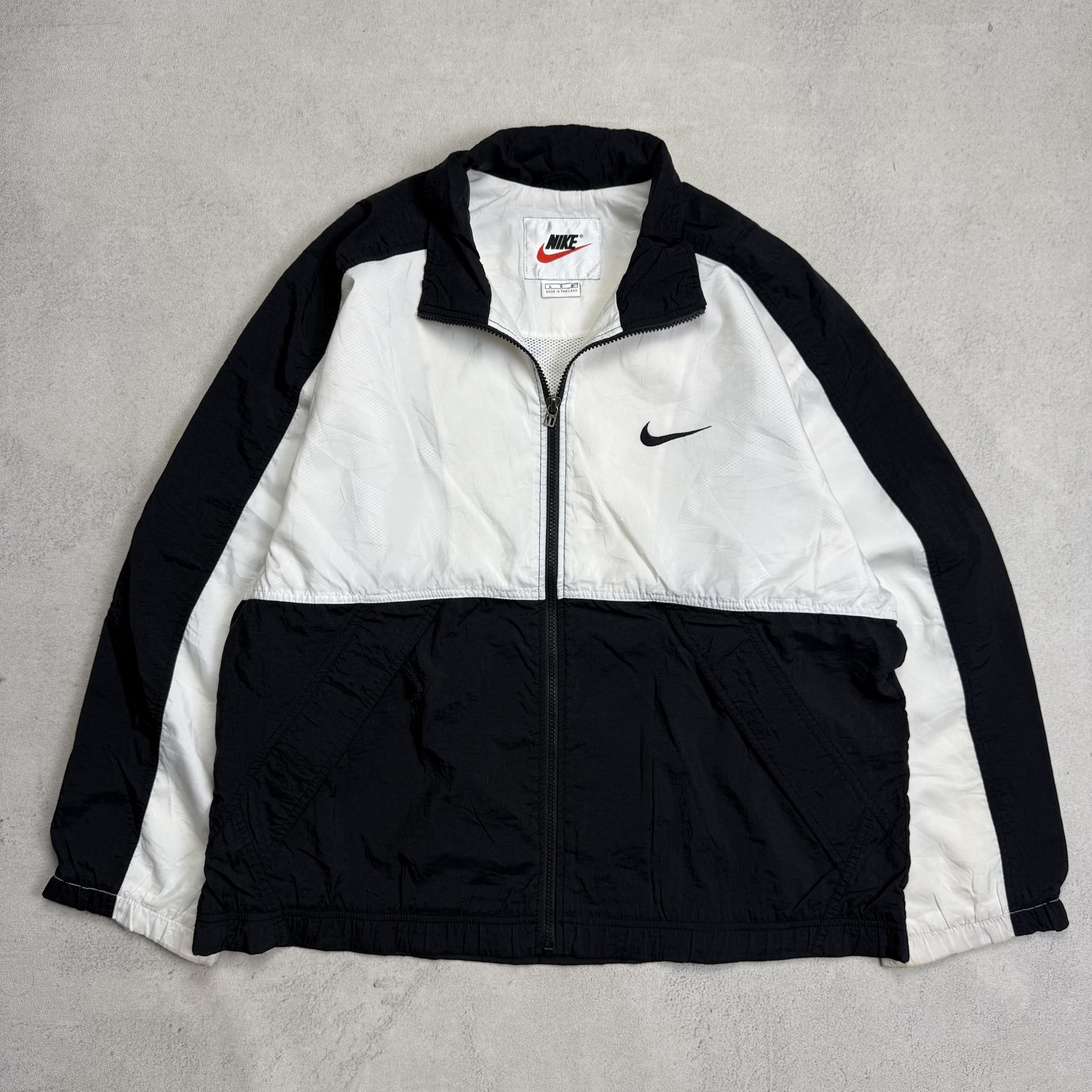 Nike Vintage 90s Nike Big Logo Jacket Size US L / EU 52-54 / 3 - 6 Thumbnail
