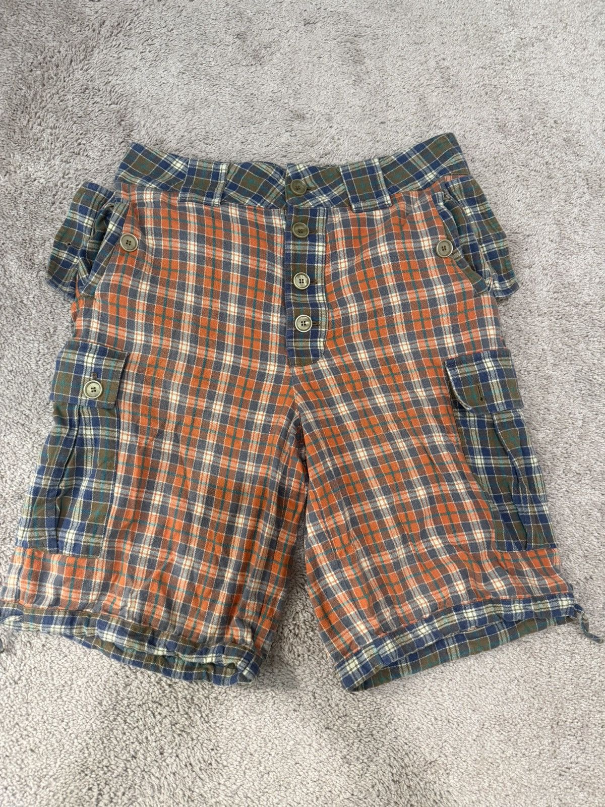 Aris Tatalovich Aris Tatalovich Plaid Shorts Size US 32 / EU 48 - 1 Thumbnail