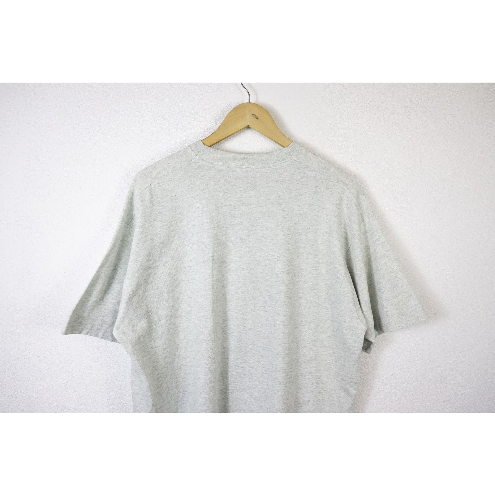 Vintage Vintage 1990 Yellowstone Timber Wolf Graphic Tee T-shirt 90s Size US XL / EU 56 / 4 - 9 Thumbnail