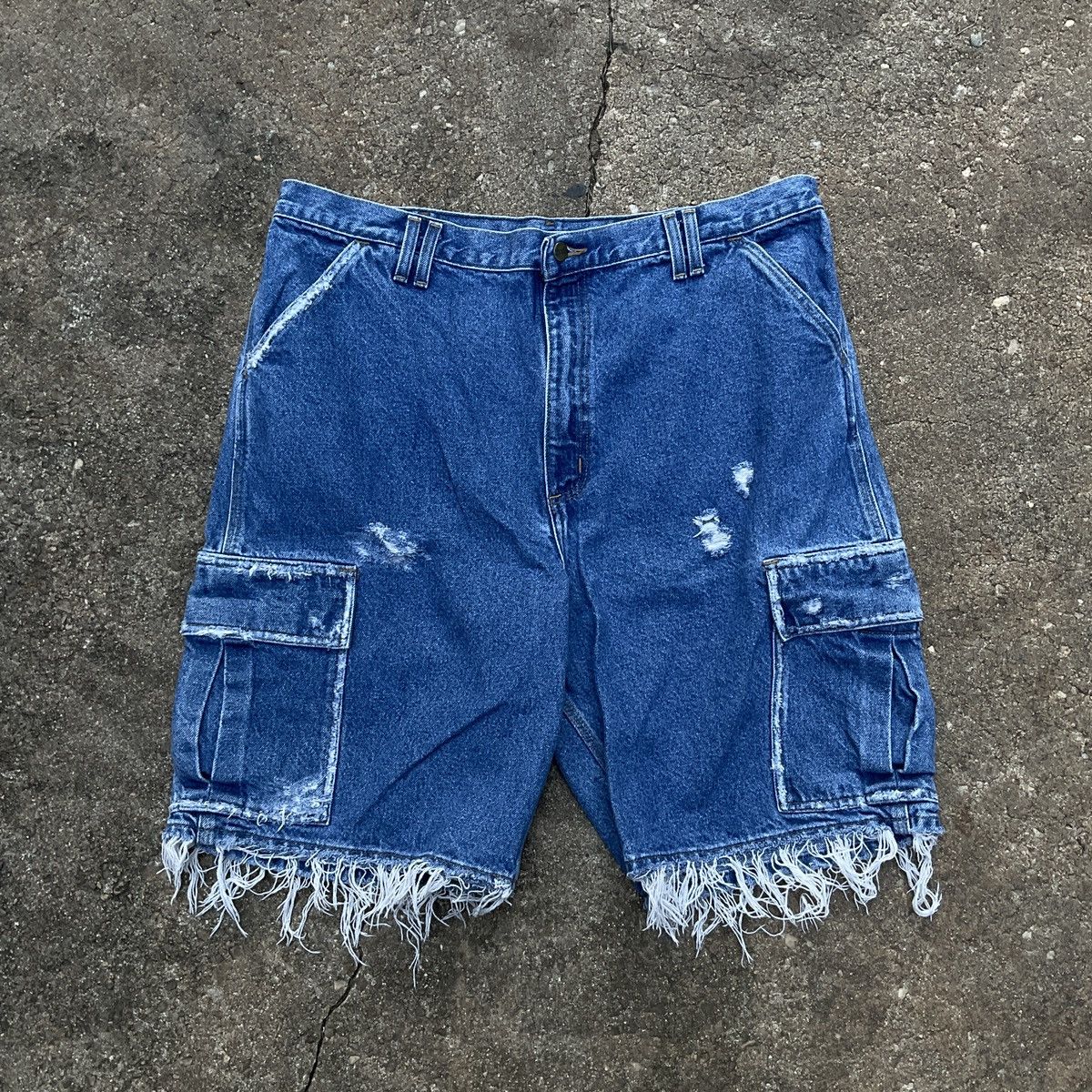 Carhartt × Vintage Vintage Thrashed Carhartt Denim Cargo Workwear Shorts Size US 40 / EU 56 - 1 Thumbnail