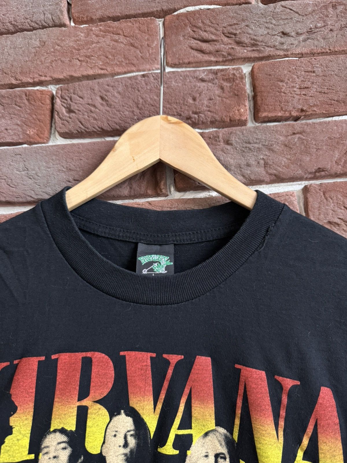 Band Tees Rare Vintage 00s Nirvana Kurt Cobain Grunge Band Tee Size US L / EU 52-54 / 3 - 3 Thumbnail