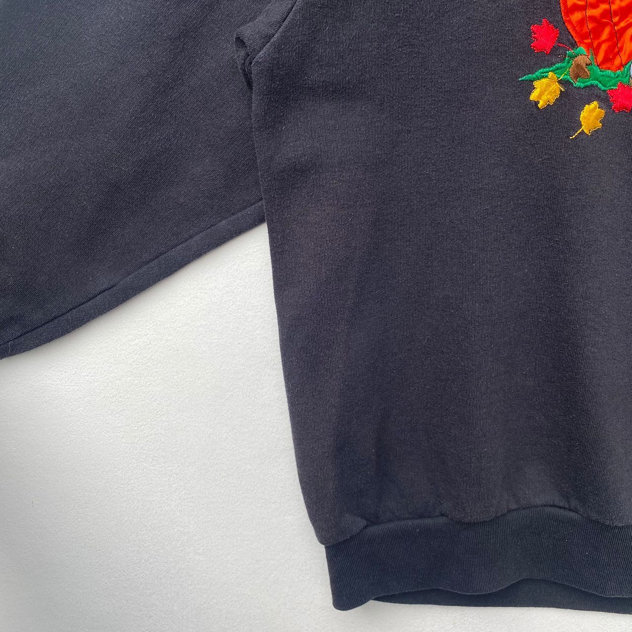 Other BEARS AND PUMPKIN HALLOWEEN SWEATSHIRT LARGE PULLOVER Size US L / EU 52-54 / 3 - 7 Thumbnail